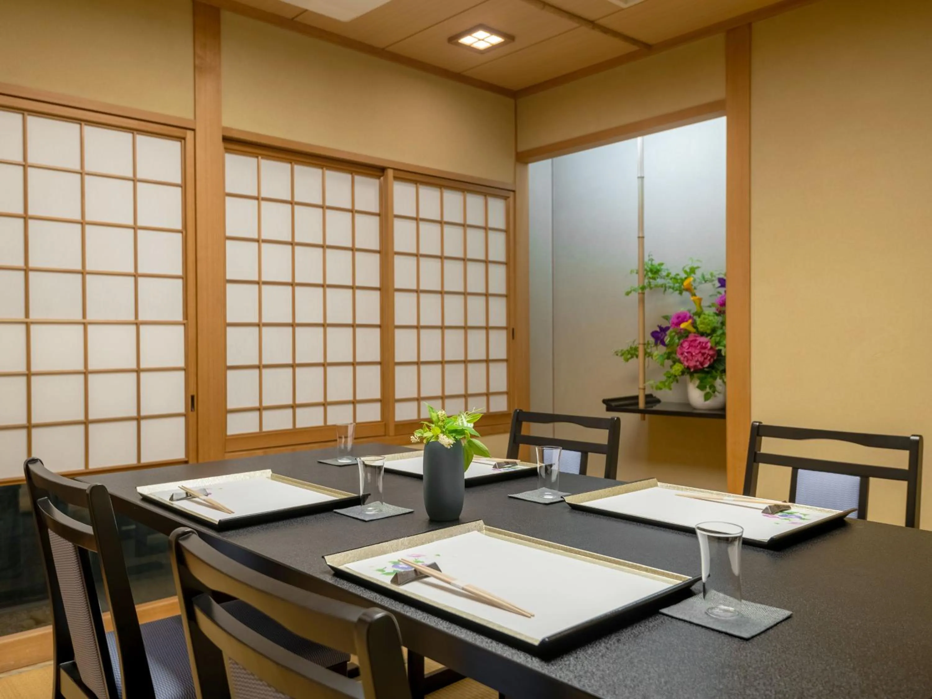 Restaurant/places to eat in ART HOTEL Miyazaki Sky Tower