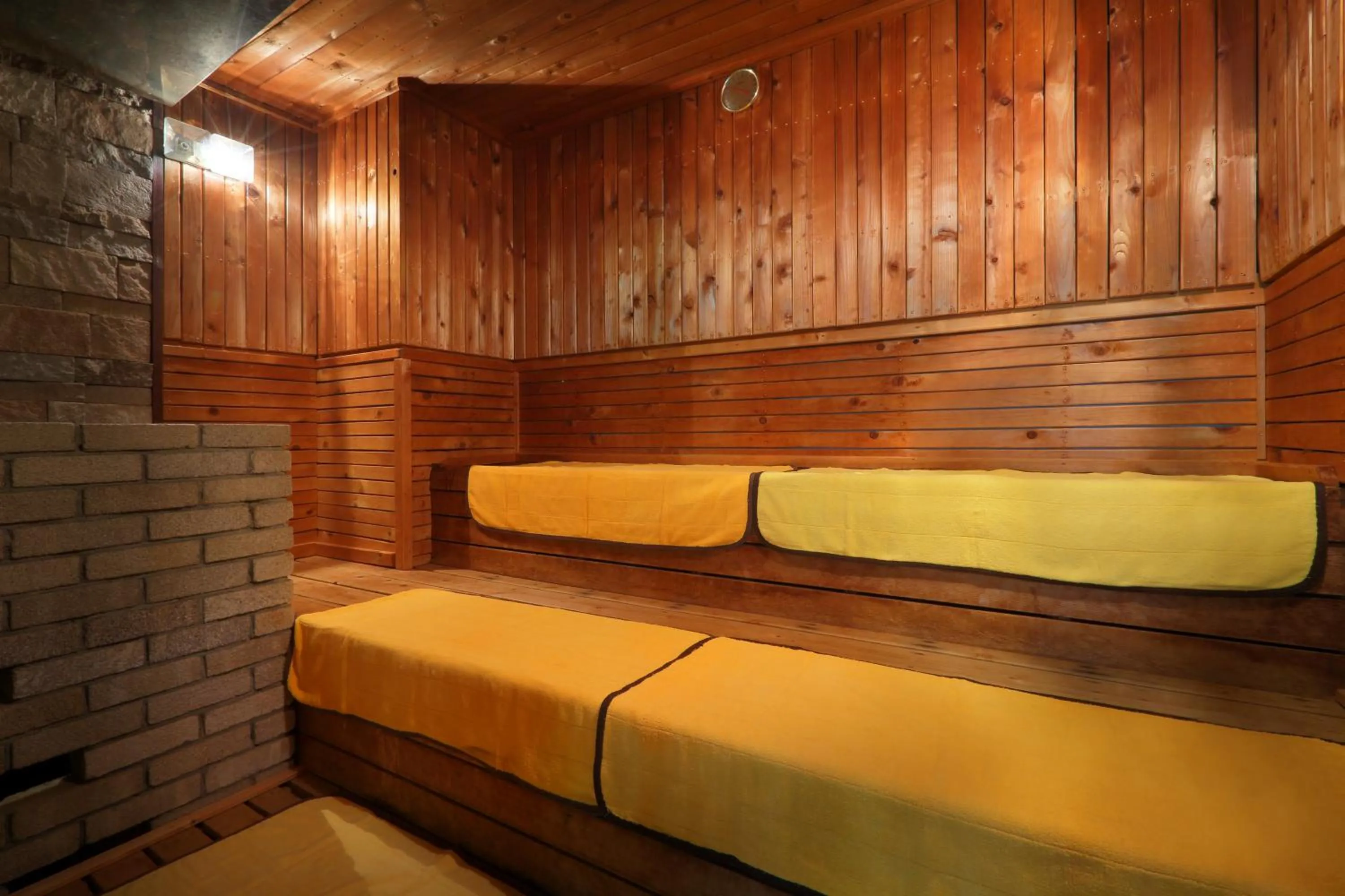 Sauna, Bed in Hotel Sunshine Kinugawa