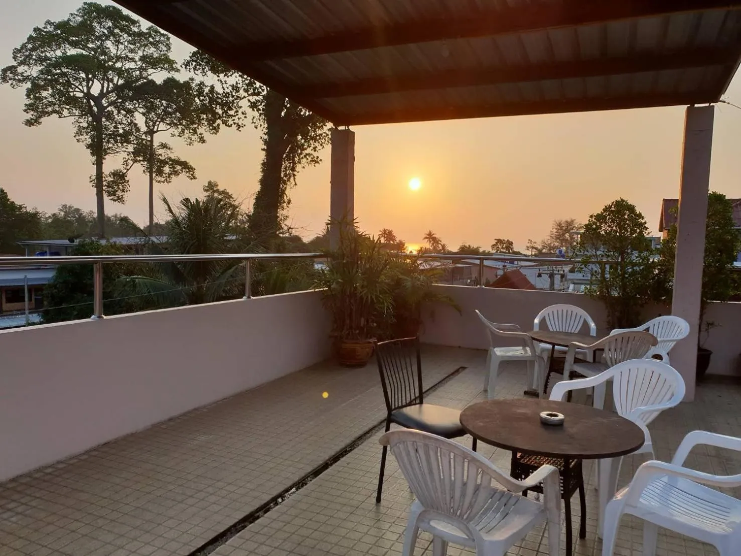 Seating area in Sairee Center Guest House