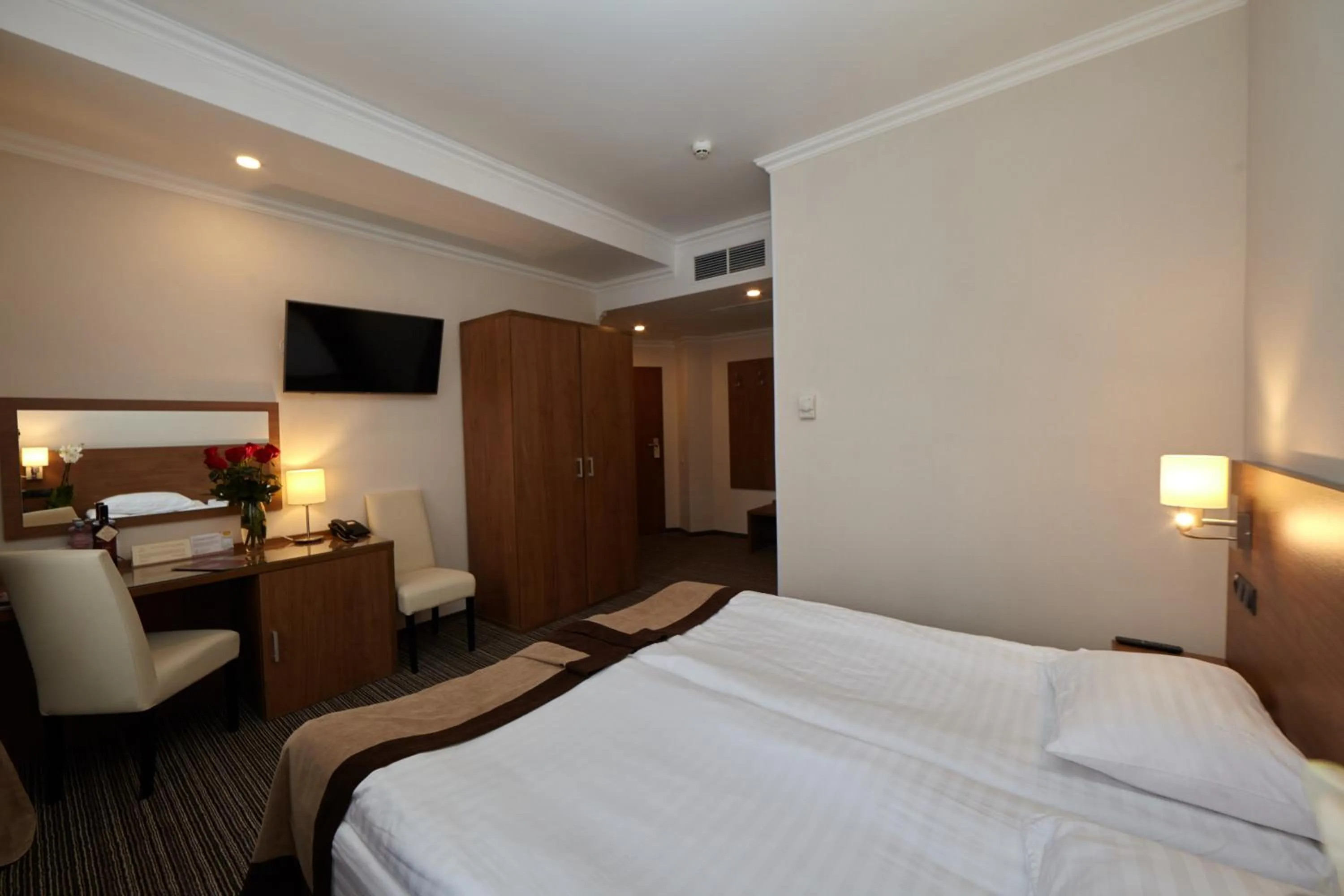 Photo of the whole room, Bed in Optima Kremenchuk