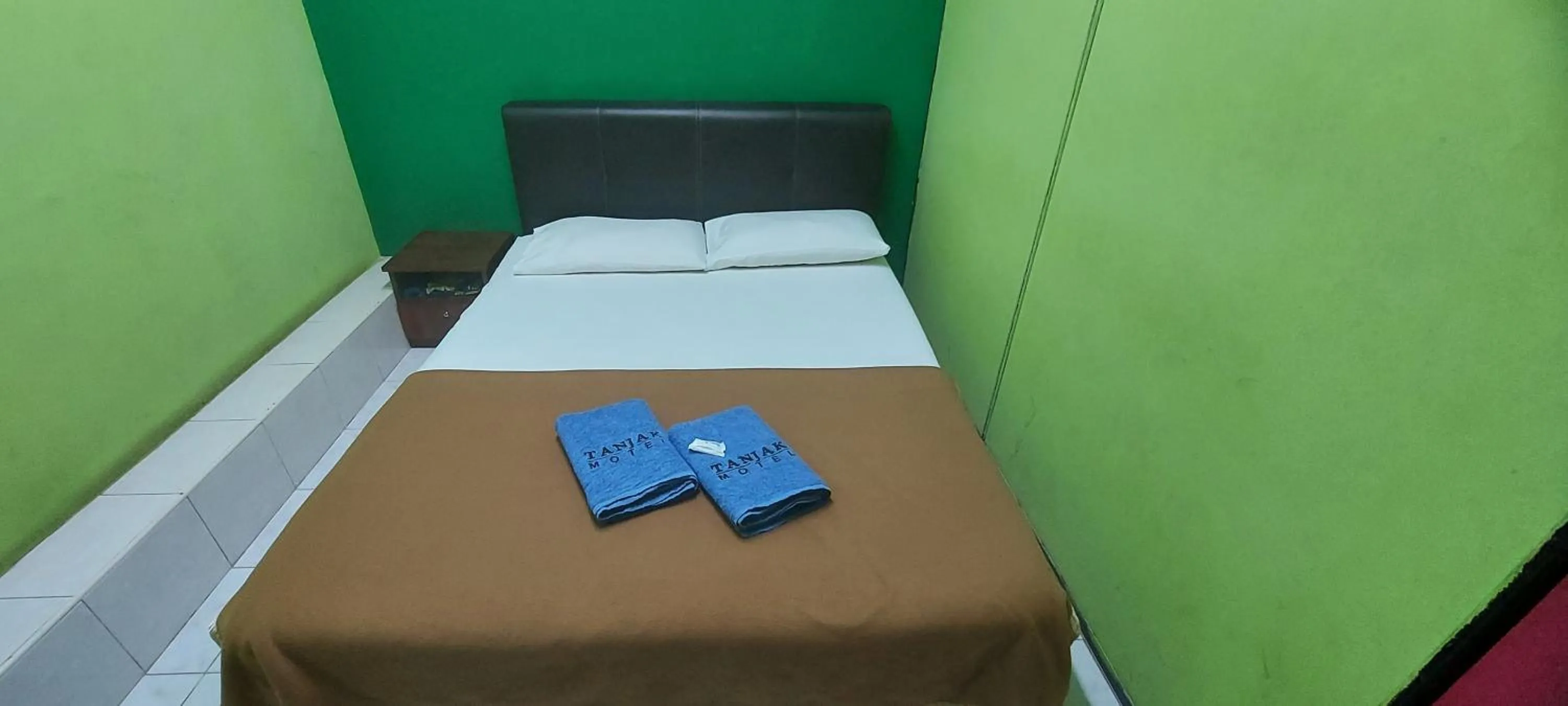 Bed in Tanjak Hotel