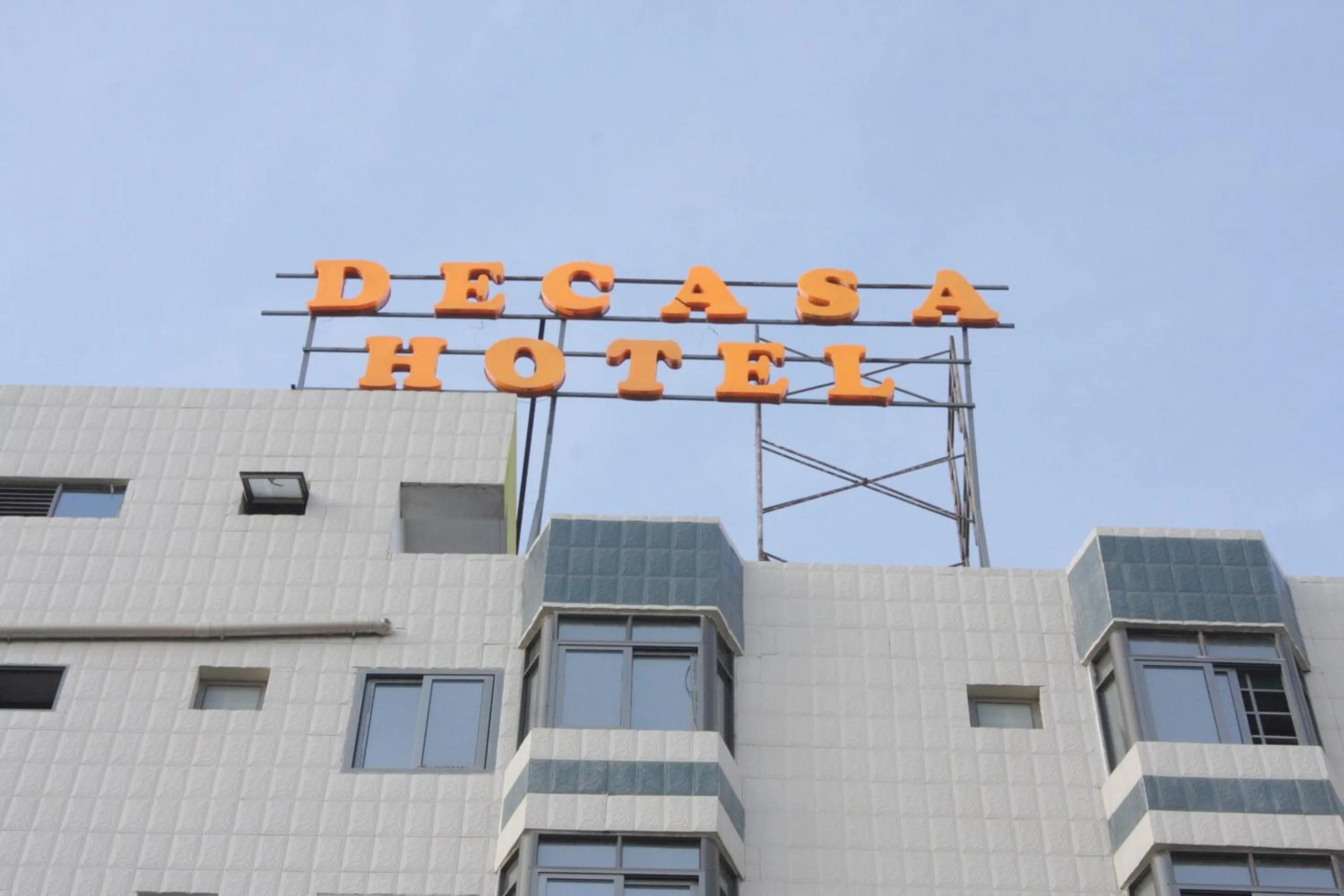 Property building in Decasa Hotel