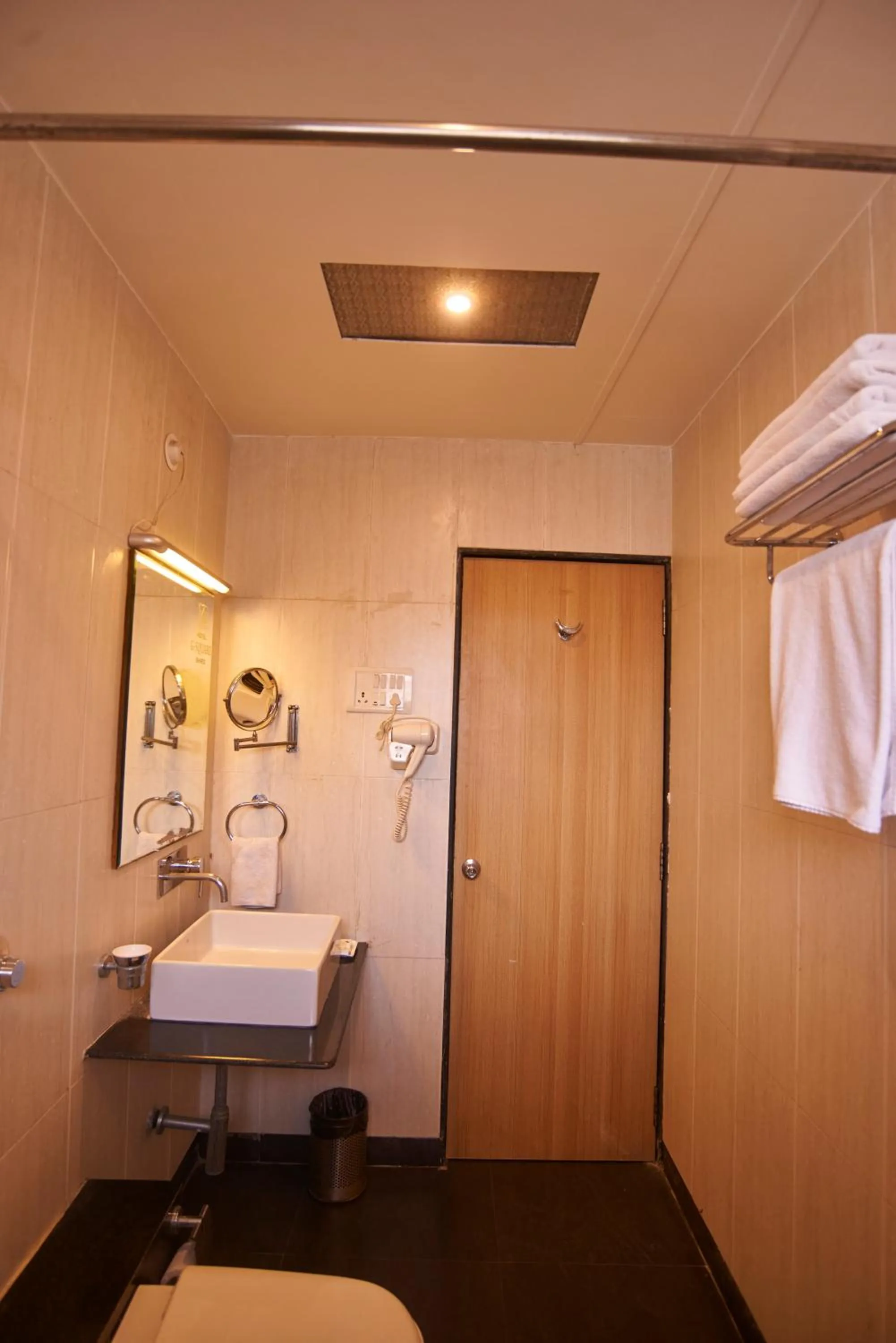 Bathroom in Hotel G-Square - Shirdi