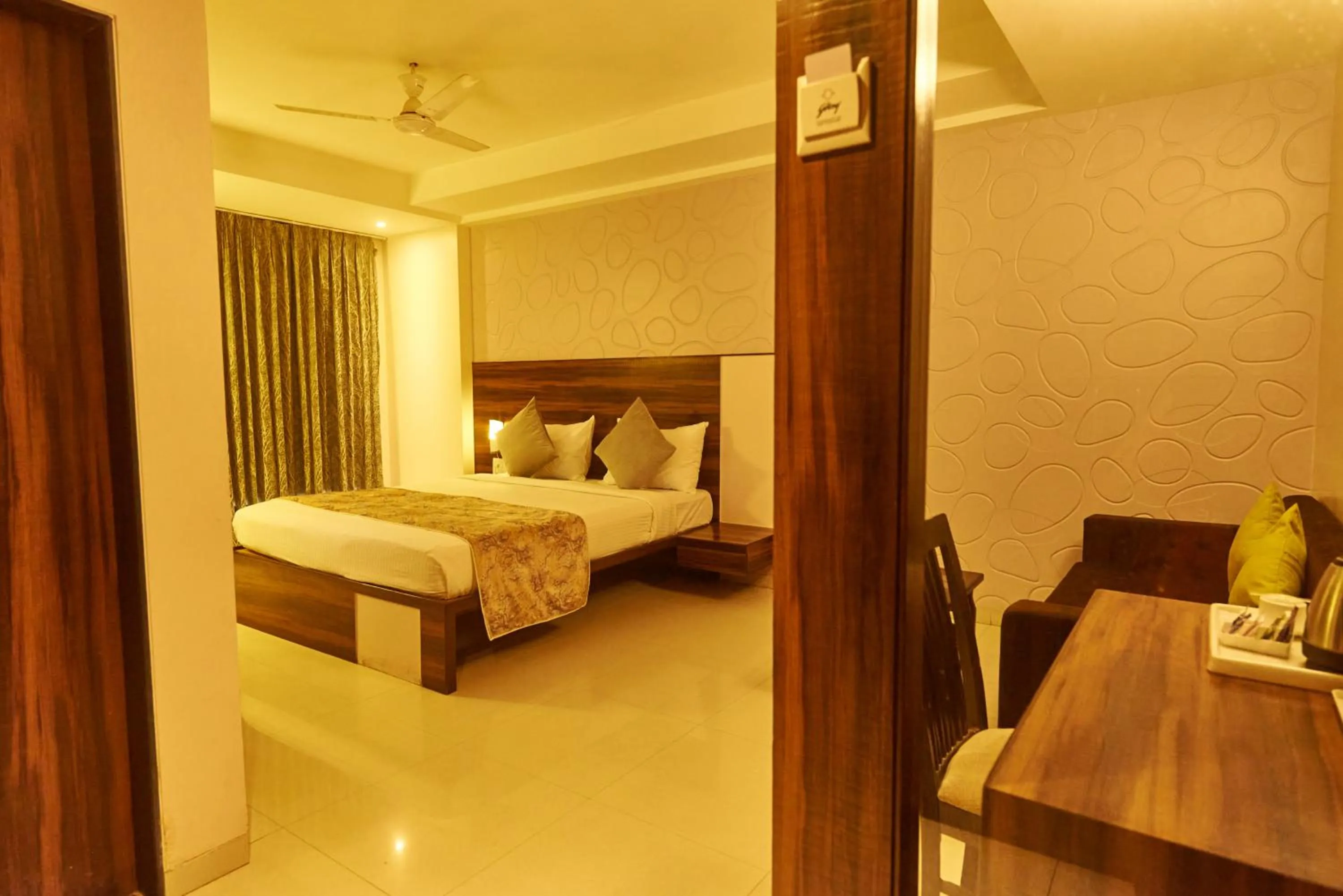 Bed in Hotel G-Square - Shirdi