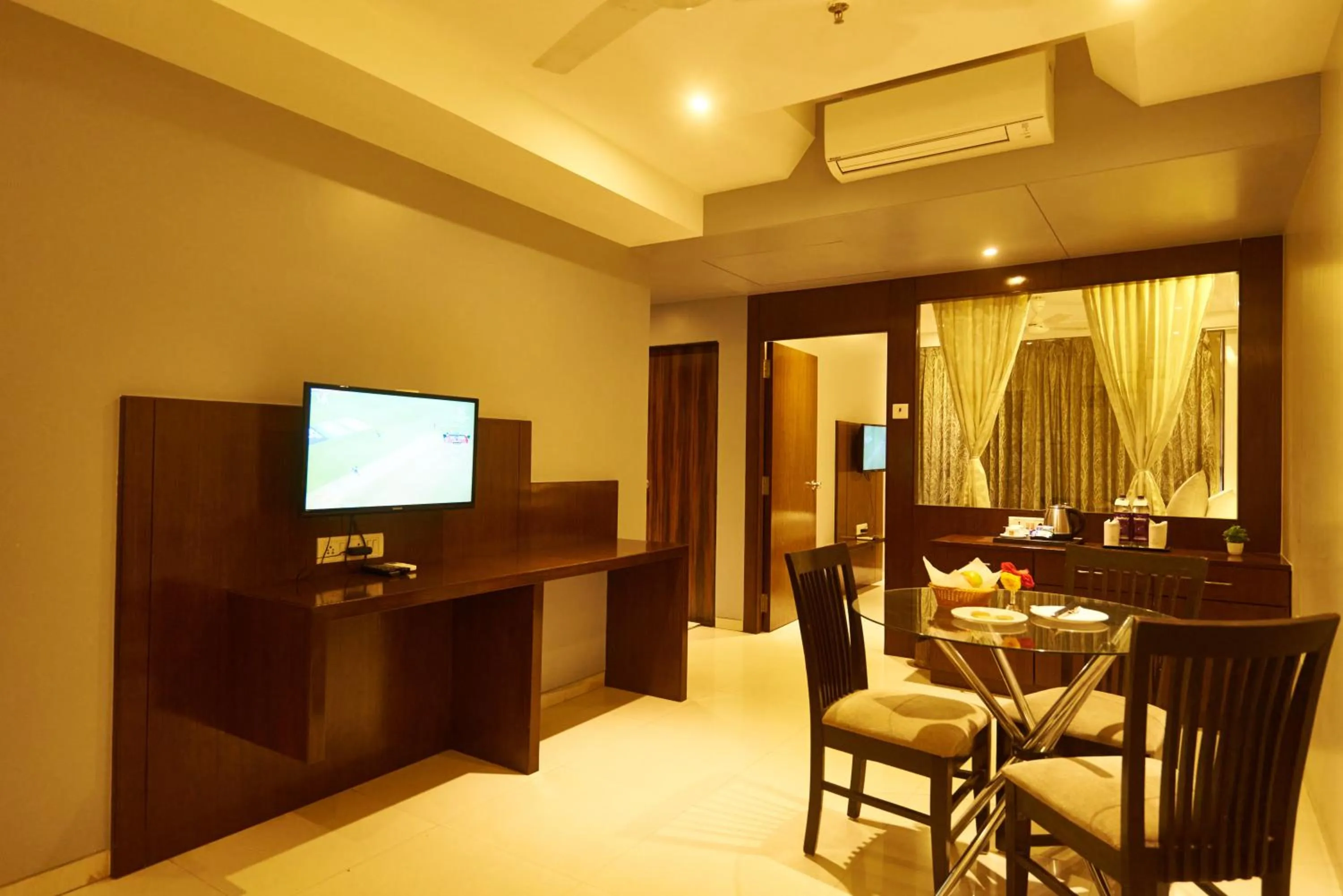 Hotel G-Square - Shirdi