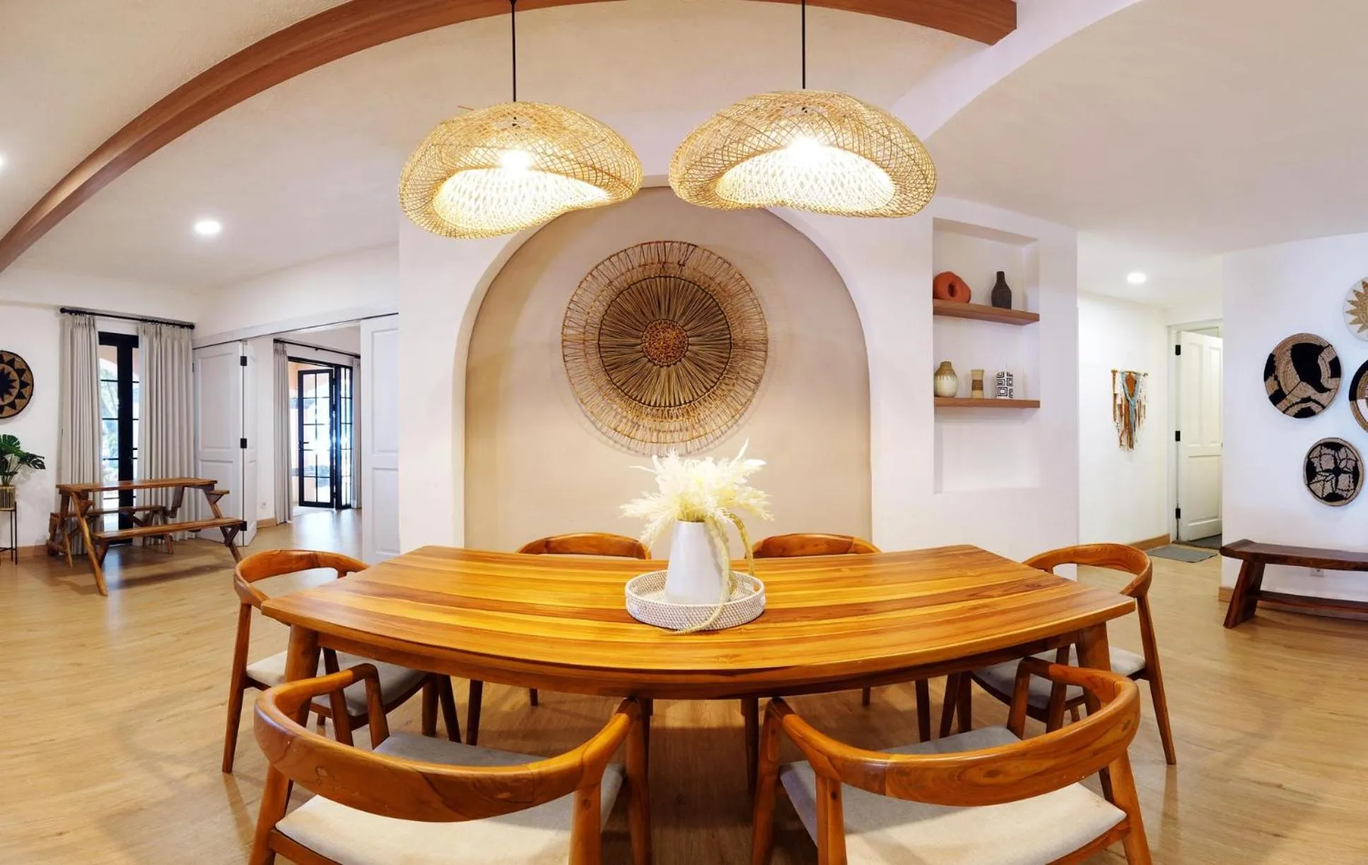 Dining area in Ocean Beach Villas - Carita Kondominium