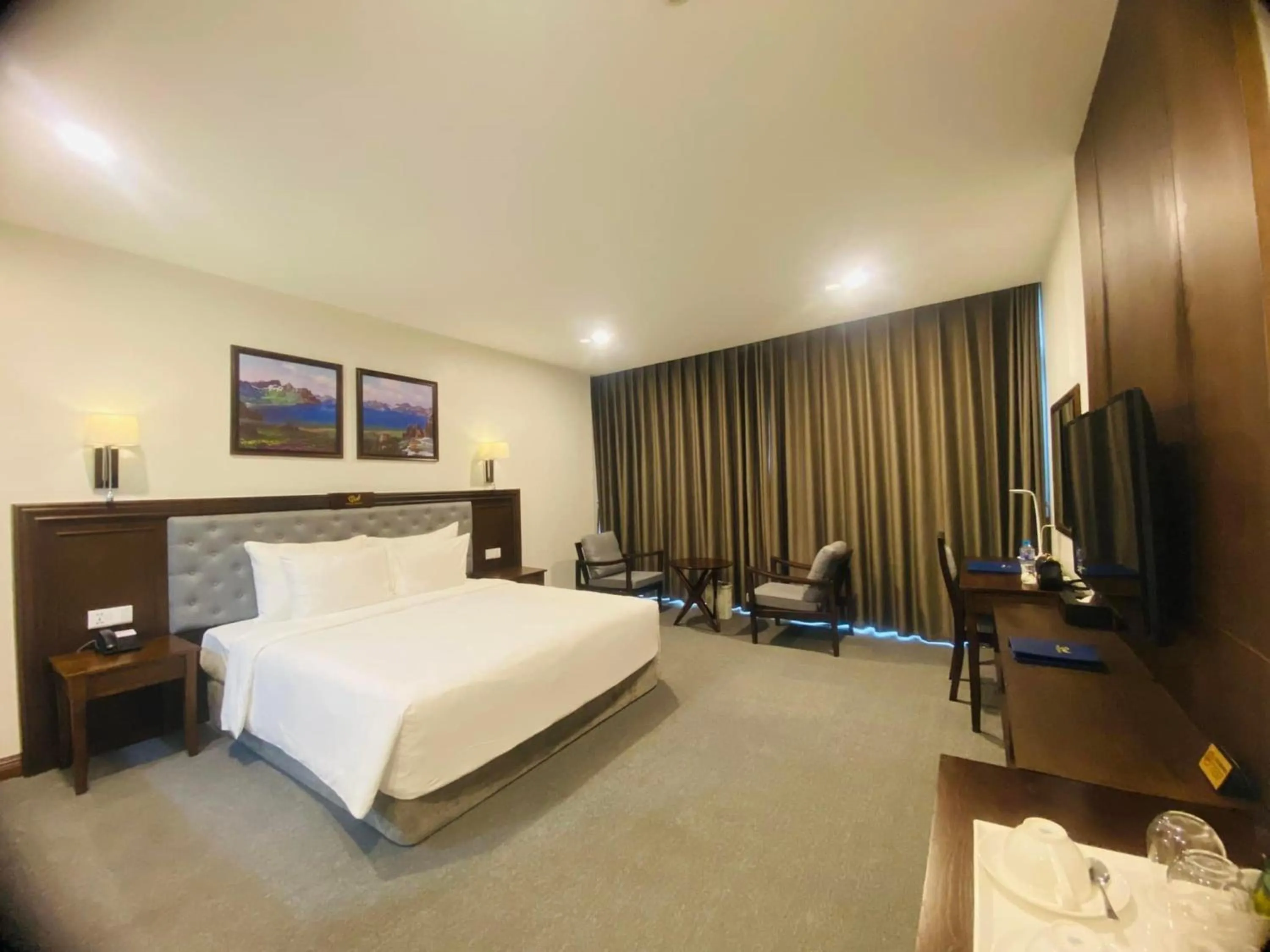 Photo of the whole room, Bed in Peace Hotel Hạ Long