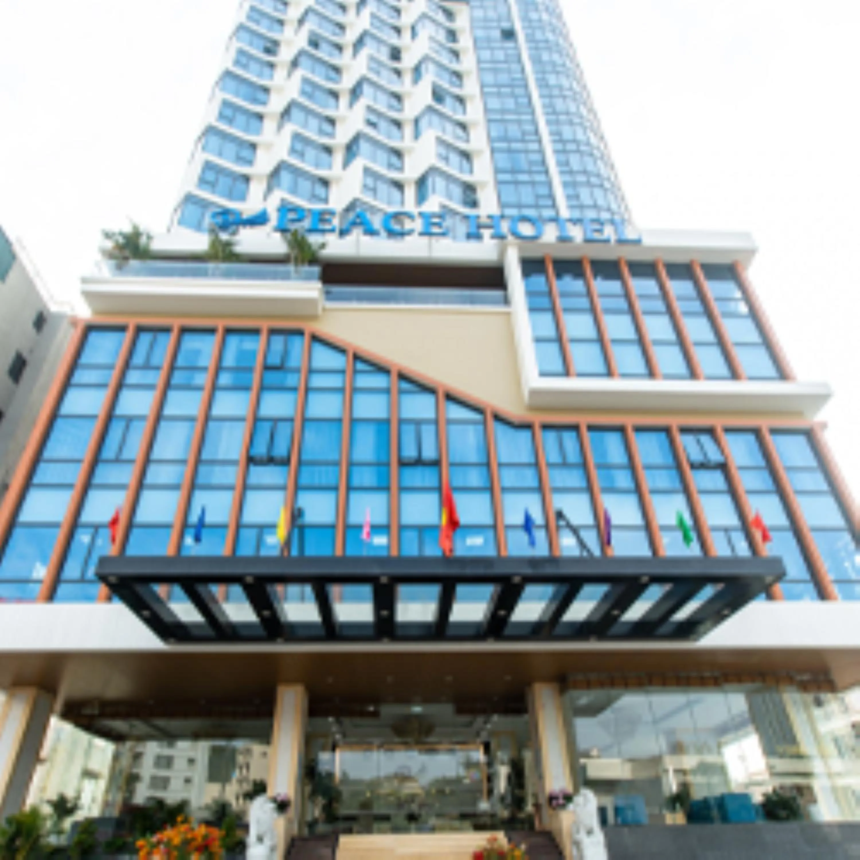 Property building in Peace Hotel Hạ Long