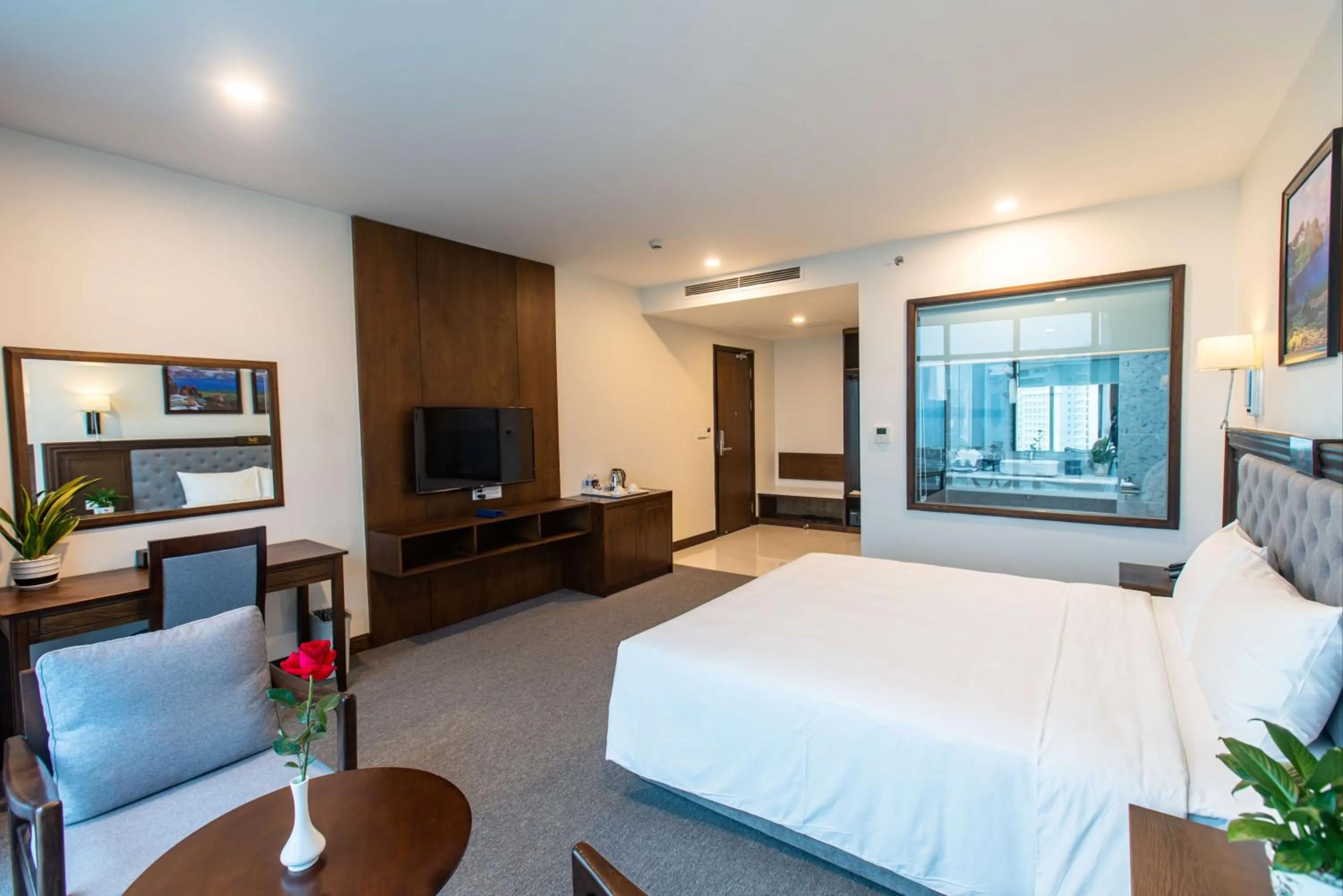 Bed in Peace Hotel Hạ Long