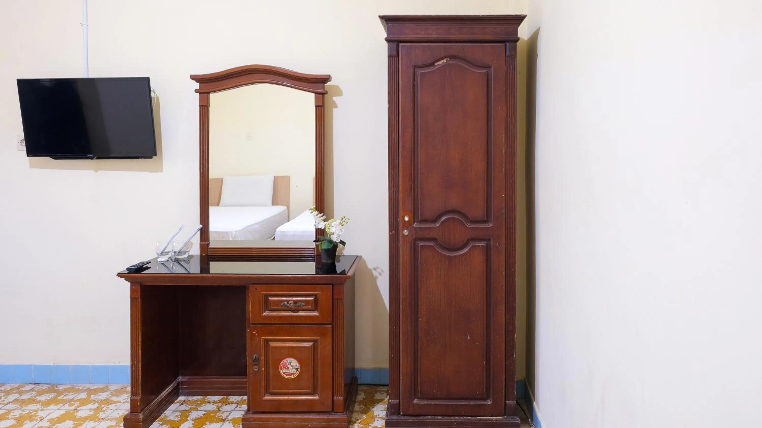 Photo of the whole room in Hotel Wisata Banda Aceh