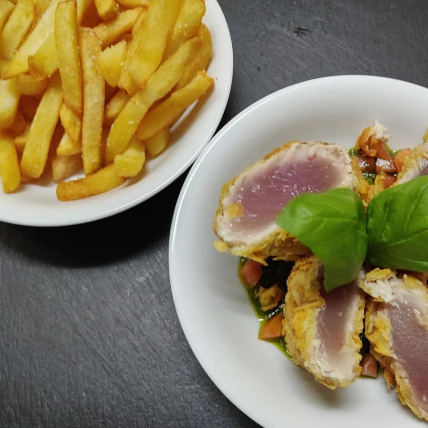 Food and drinks in Pensão Big Game Maio Vila do Maio