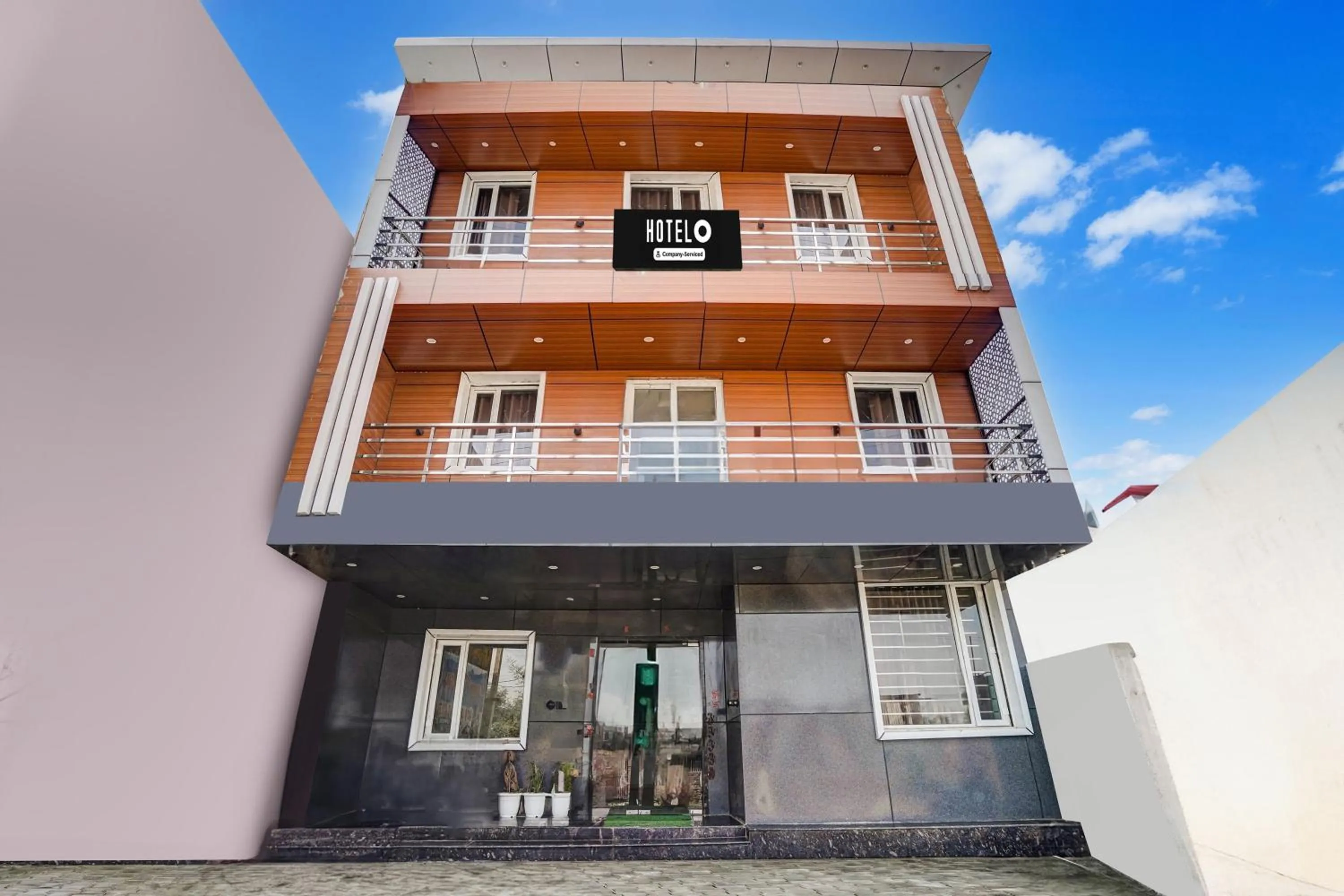 Facade/entrance in Hotel O Sunrakh Road Vrindavan Formerly Ganga Residency