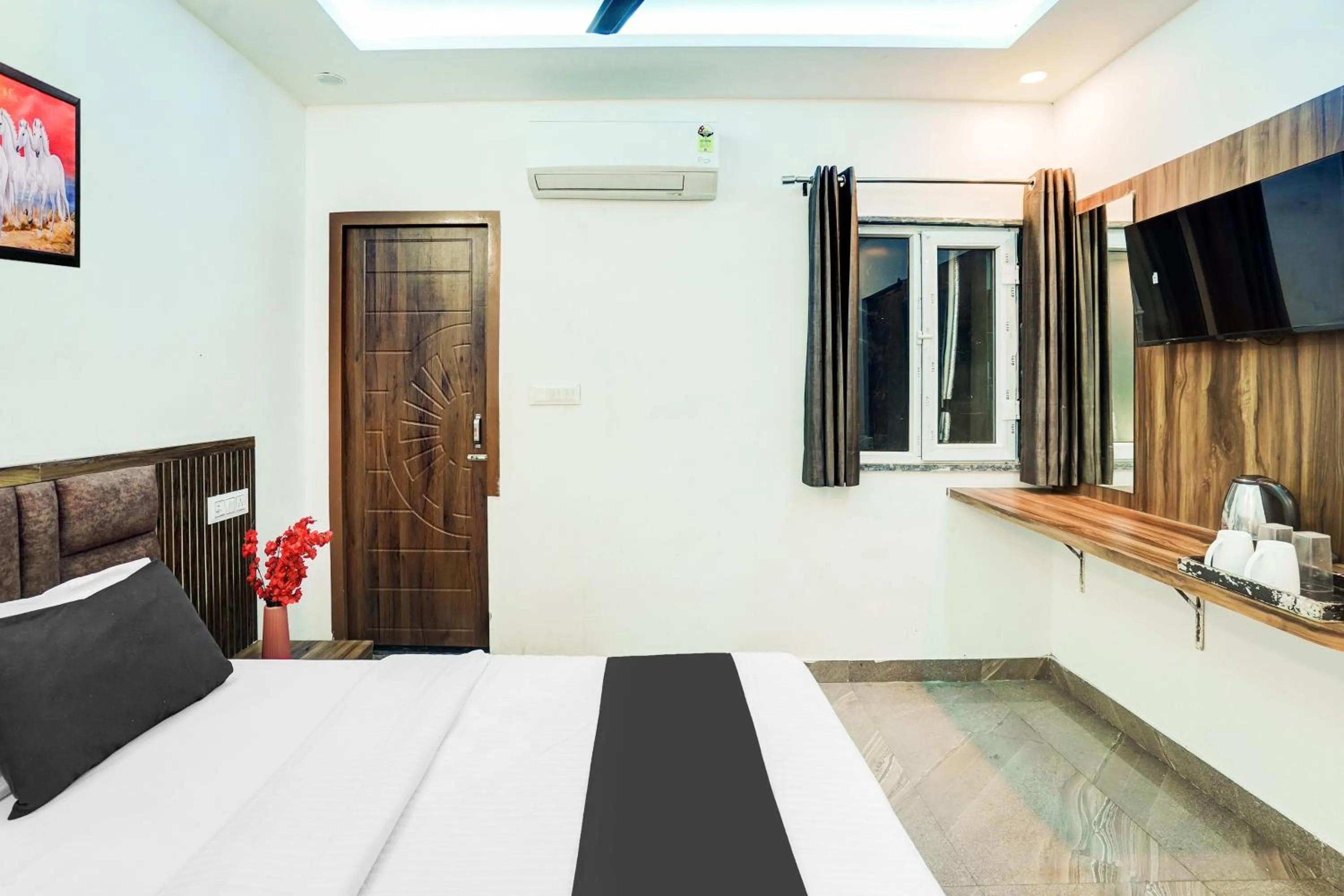 Bedroom, Bed in Hotel O Sunrakh Road Vrindavan Formerly Ganga Residency