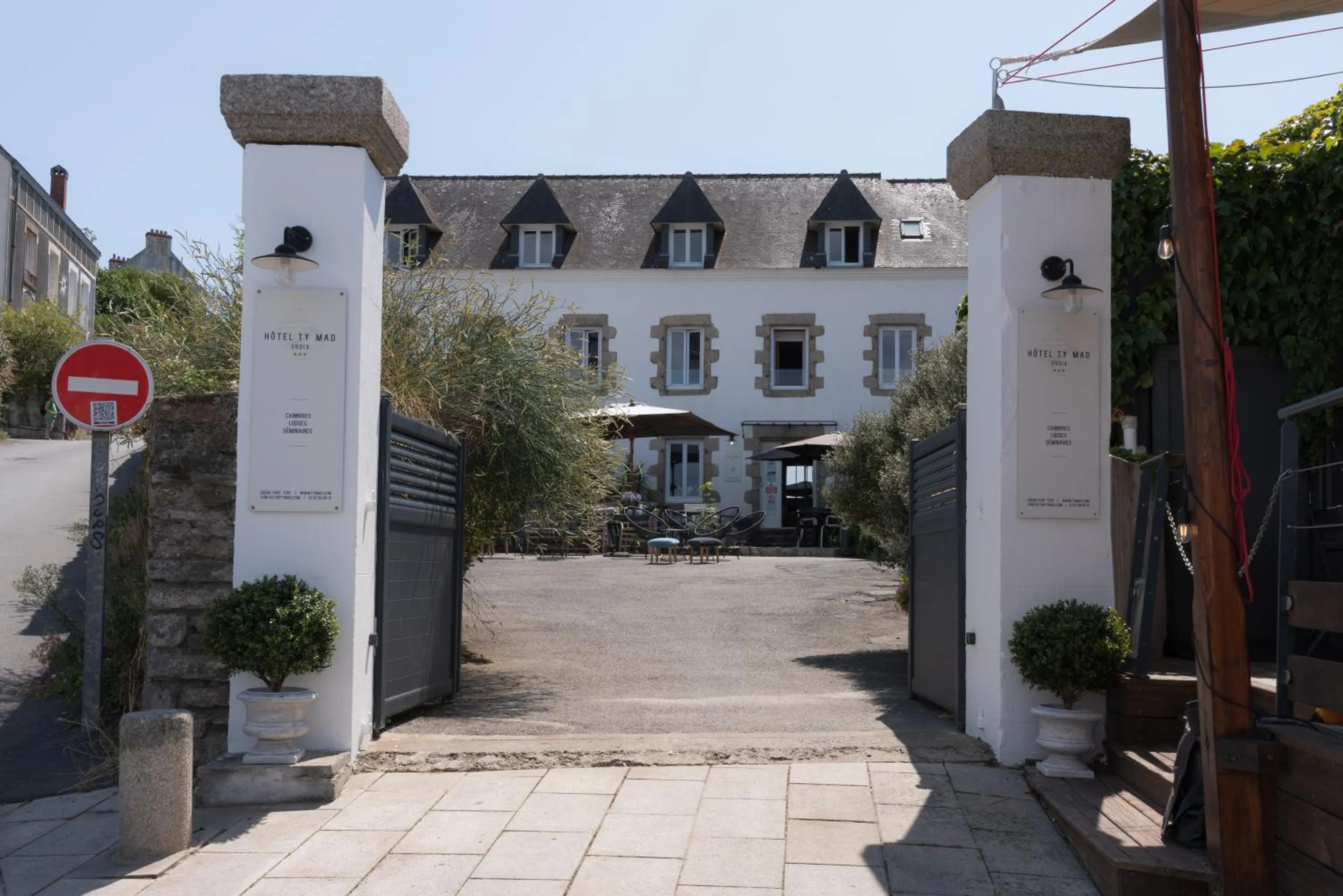 Property building in Ty Mad Hôtel