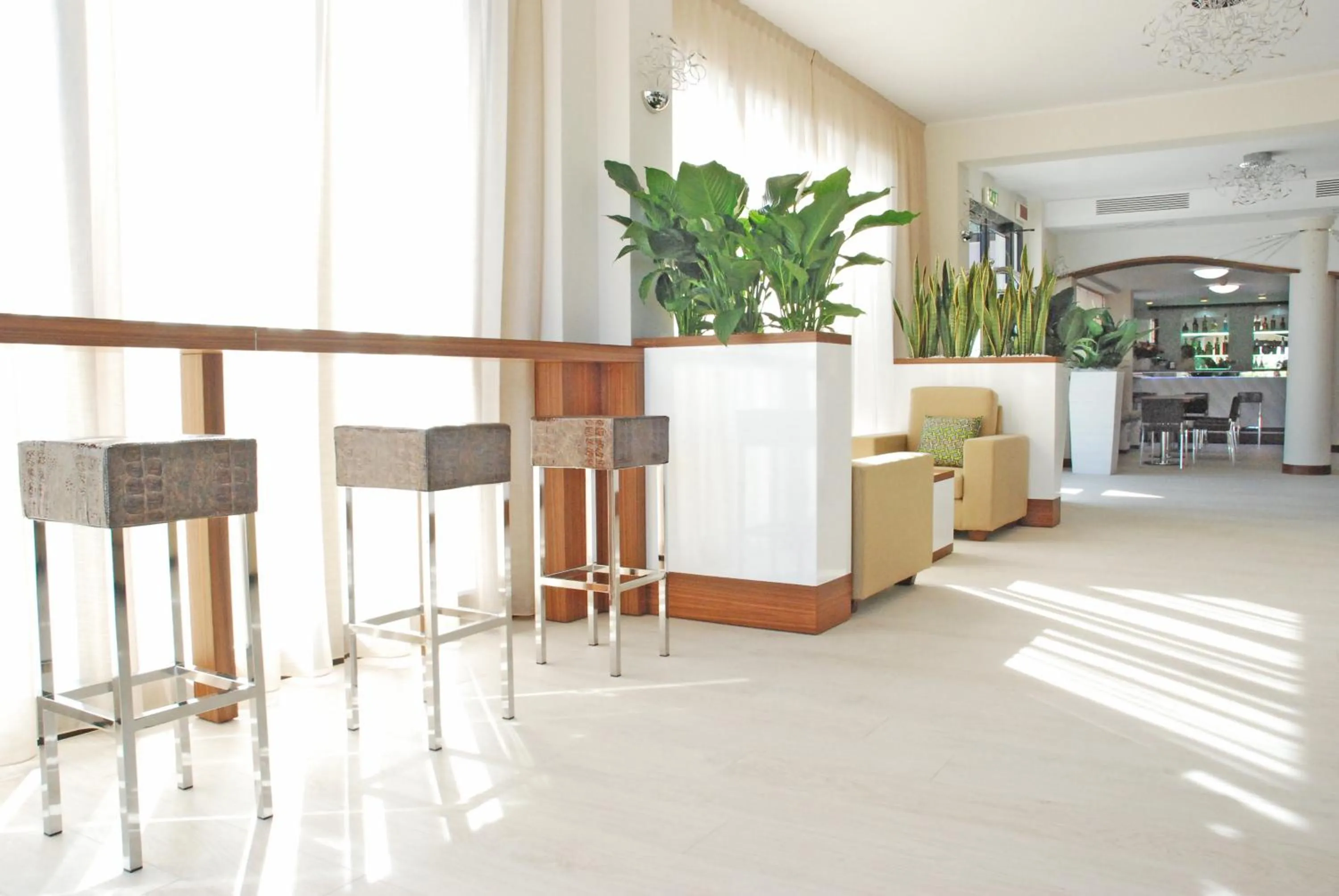 Lobby or reception in Hotel Baya - in centro, sul mare