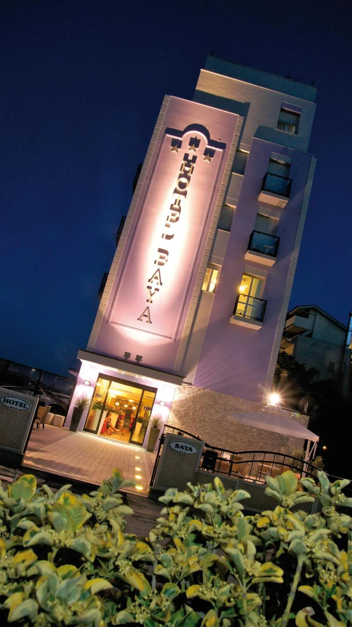 Facade/entrance in Hotel Baya - in centro, sul mare