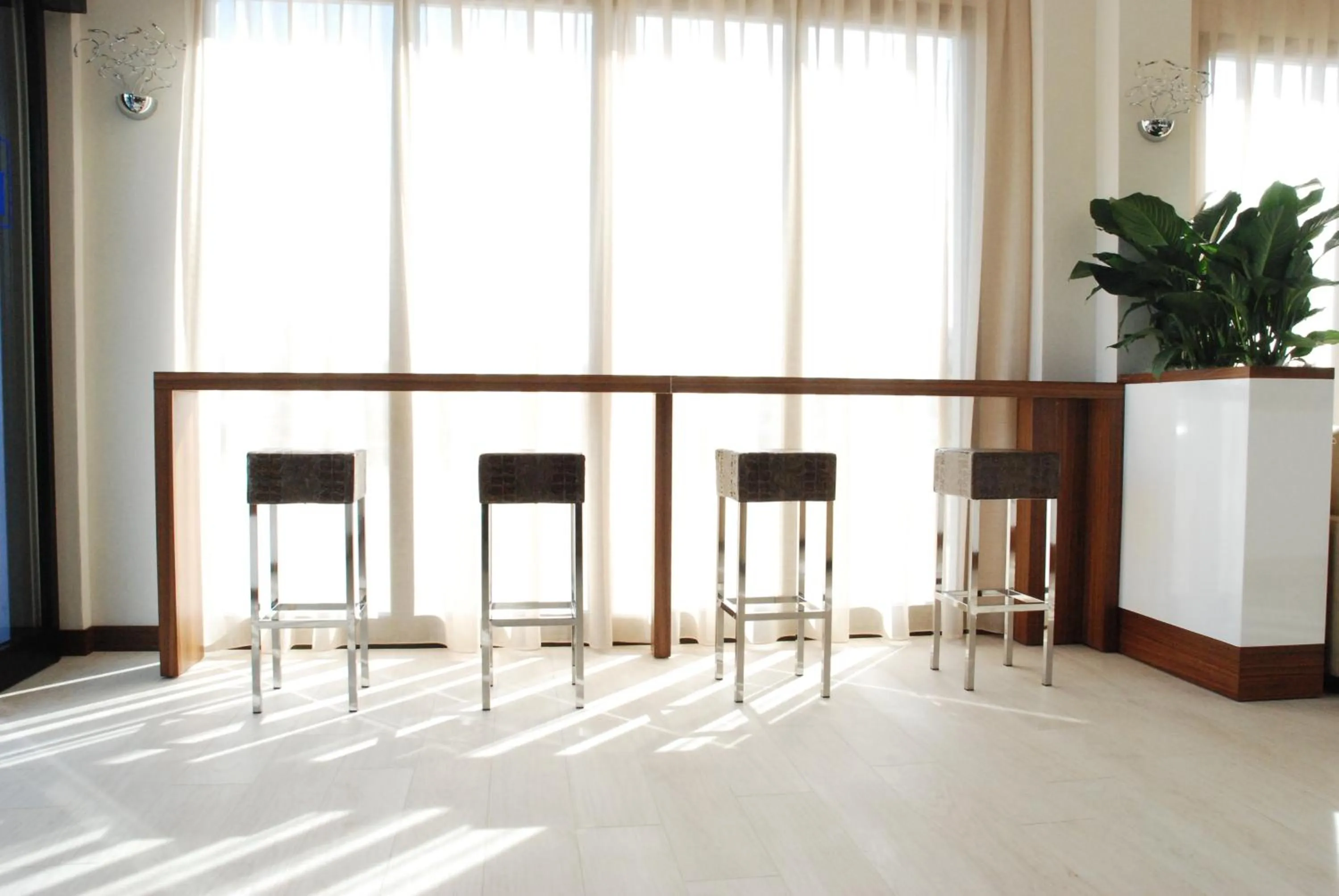 Lobby or reception in Hotel Baya - in centro, sul mare