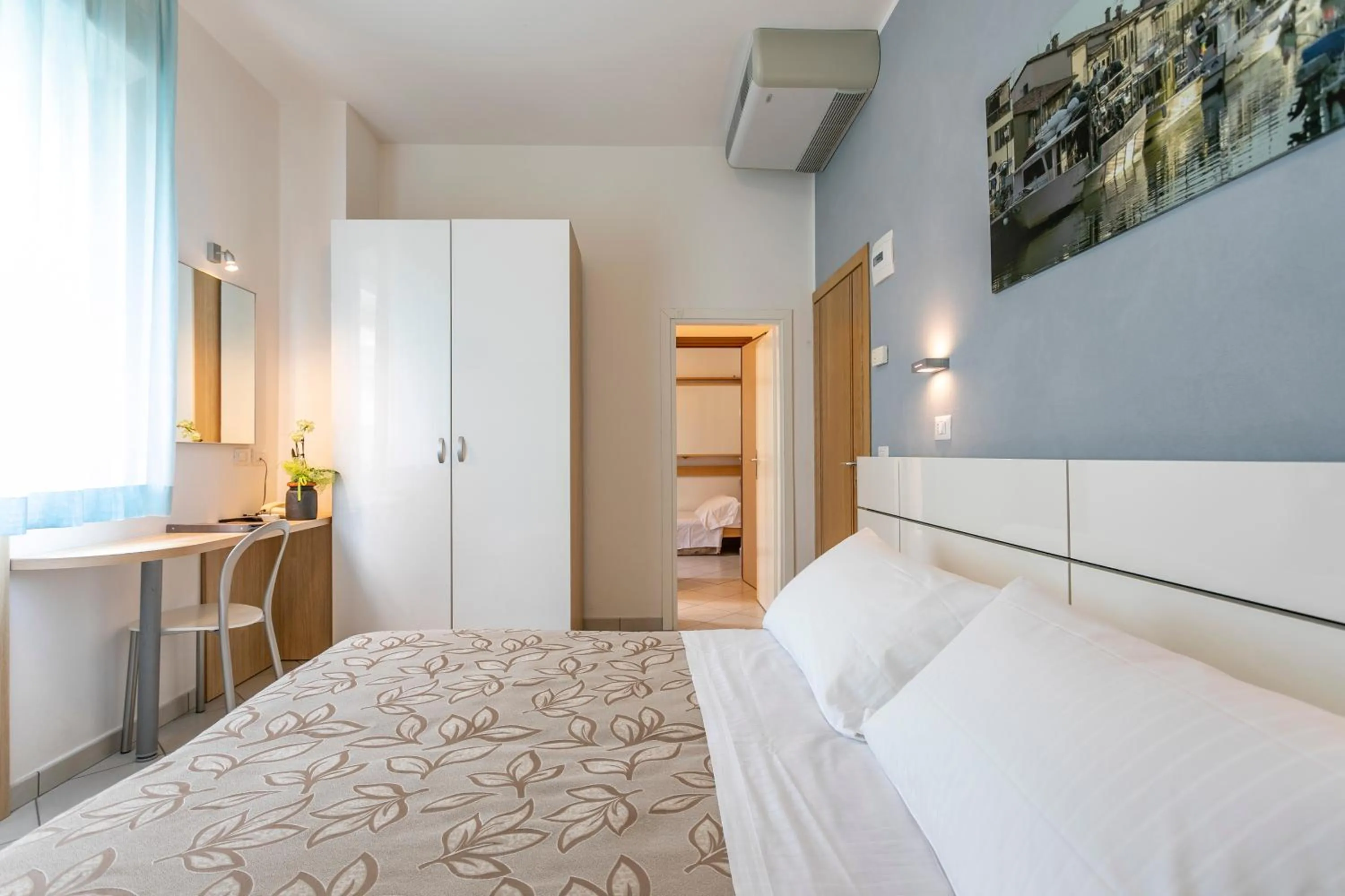 Bed in Hotel Baya - in centro, sul mare