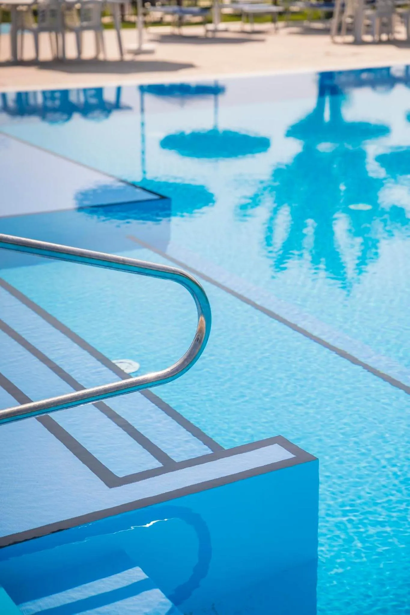 Swimming pool in Hotel Baya - in centro, sul mare