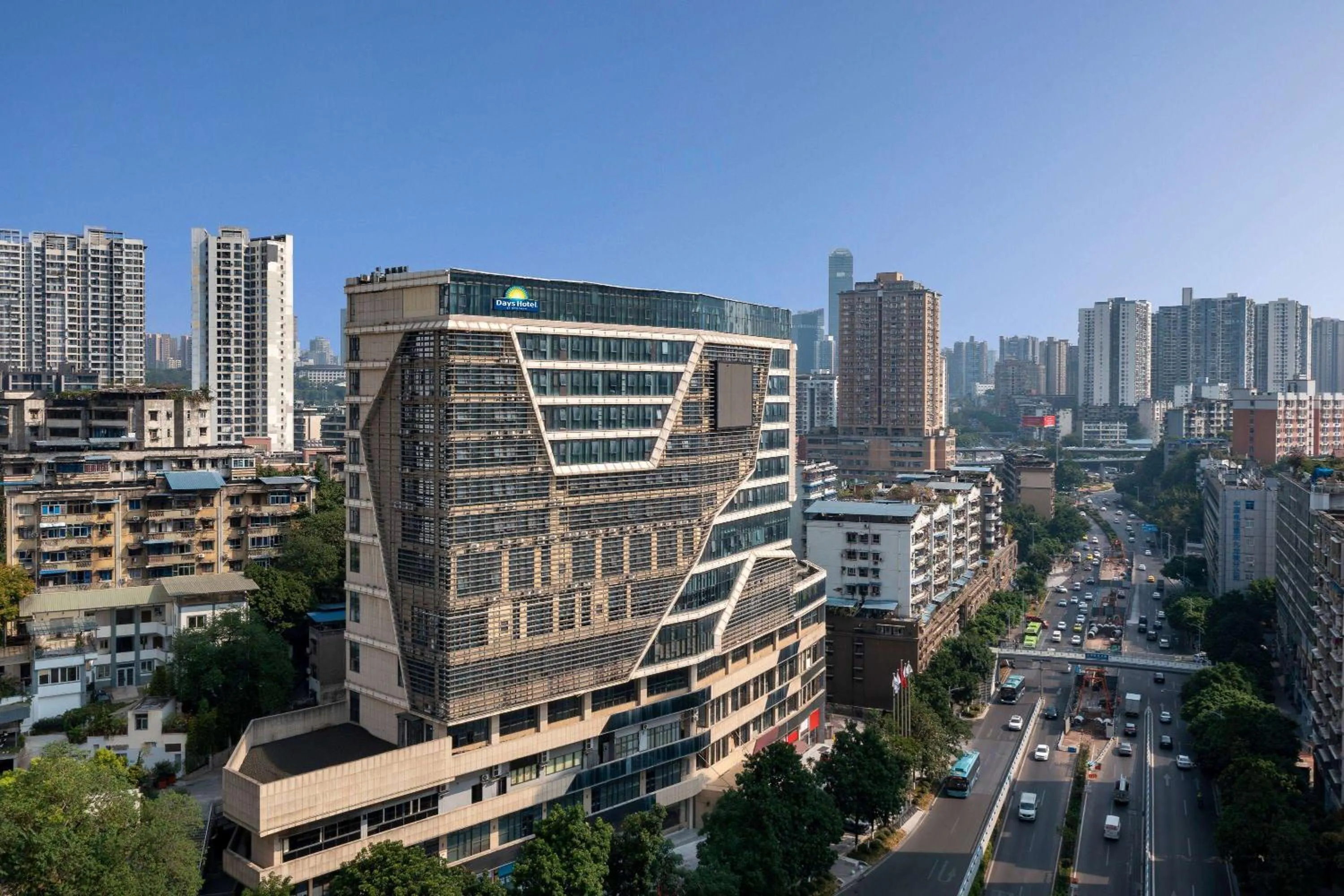 Property building in Days Inn by Wyndham Chongqing Jiulongpo