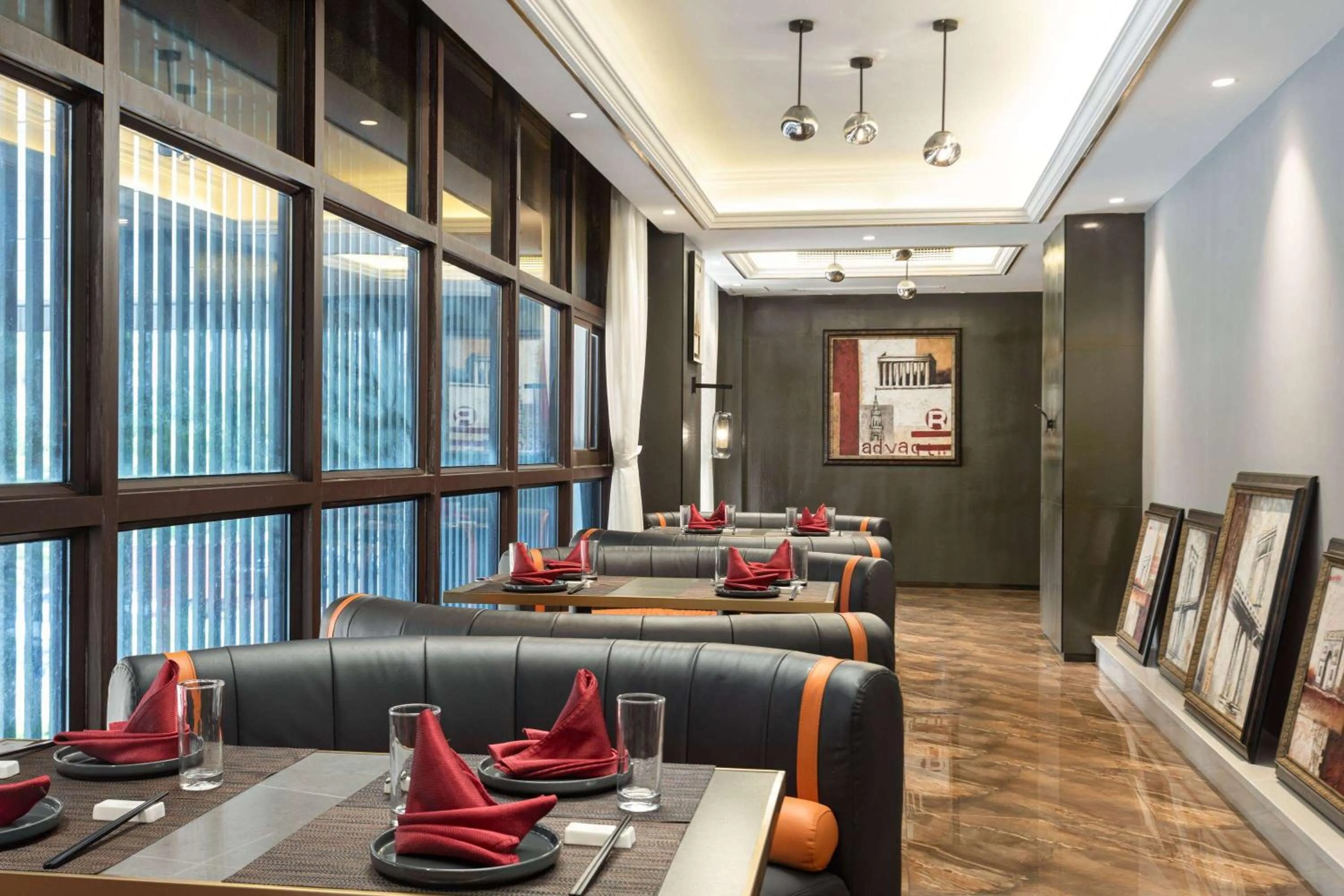 Restaurant/places to eat in La Quinta by Wyndham Qionghai Yinhai