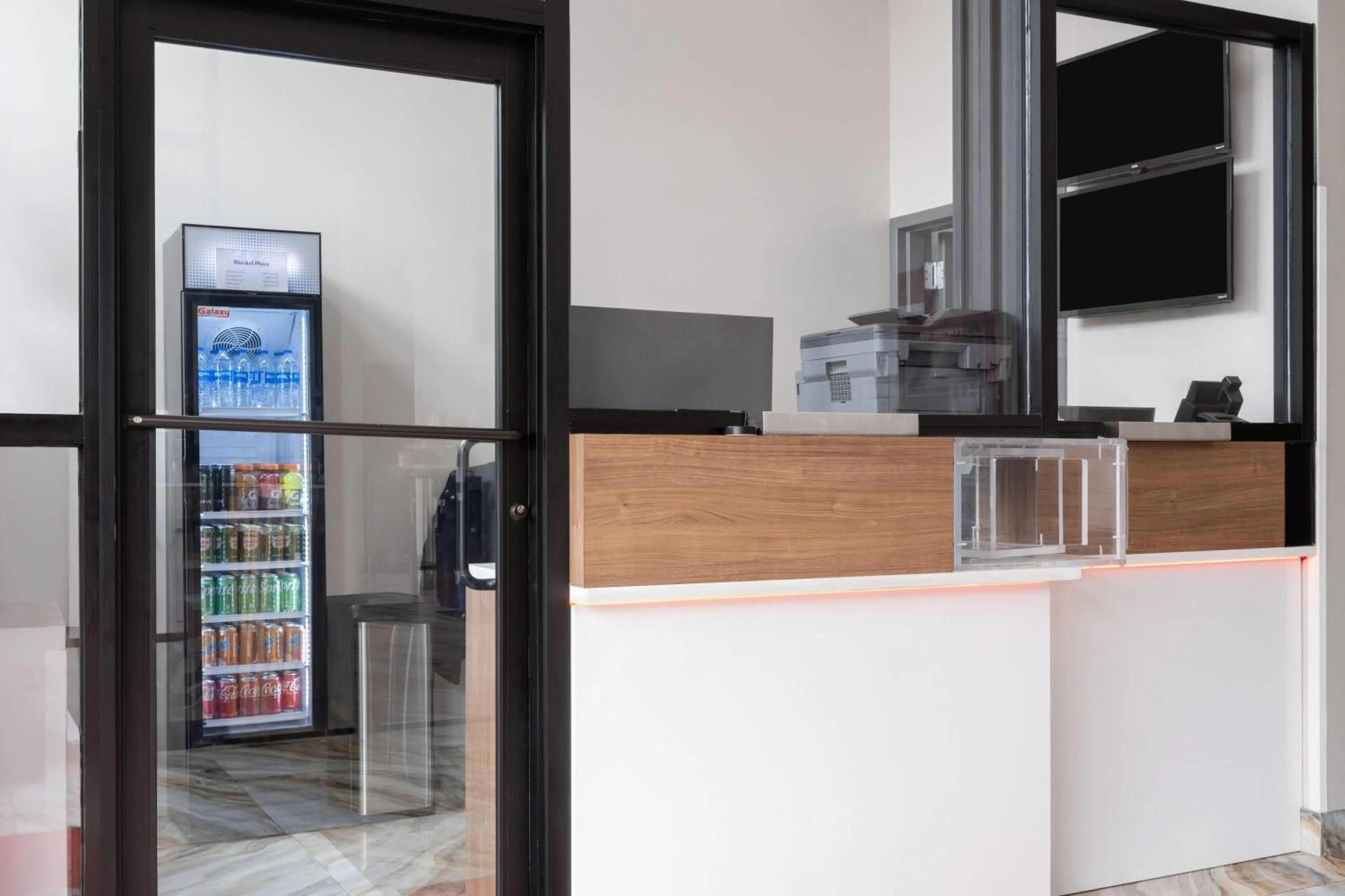 Lobby or reception in Ramada by Wyndham Brooklyn Near Flatbush