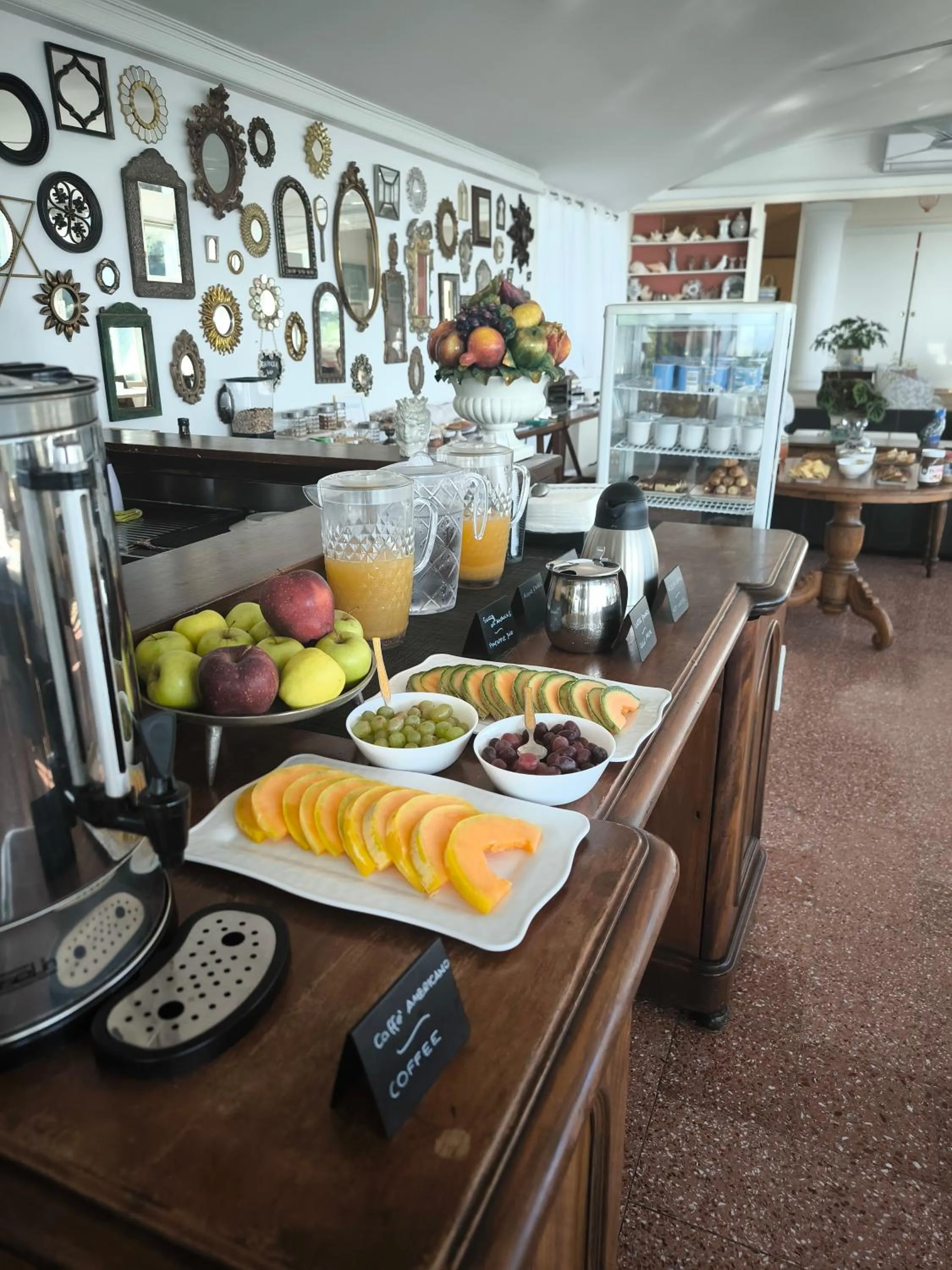 Food and drinks in Residence Terra Rossa Taormina