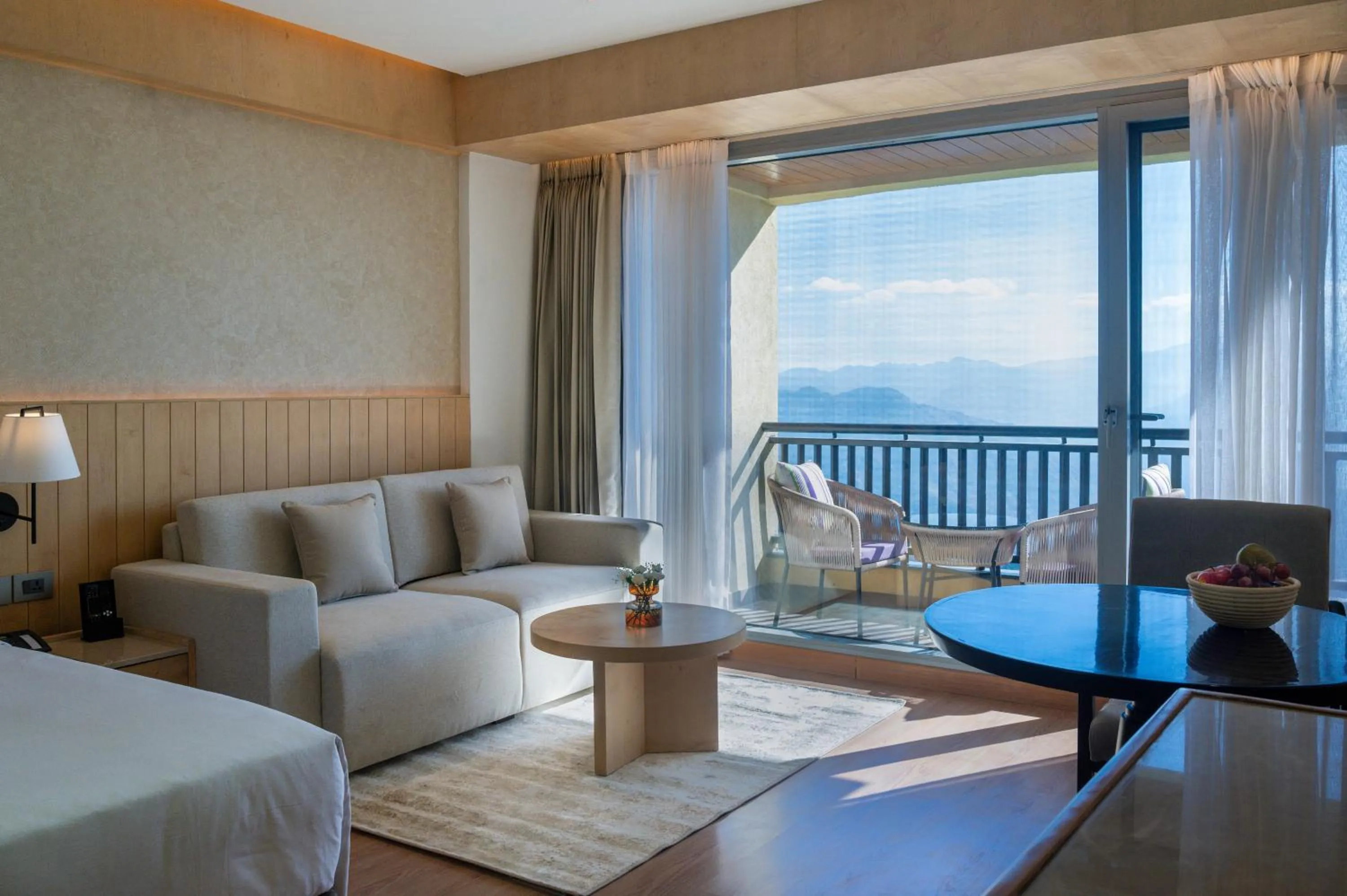 View (from property/room), Bed in dusitD2 Fagu, Shimla