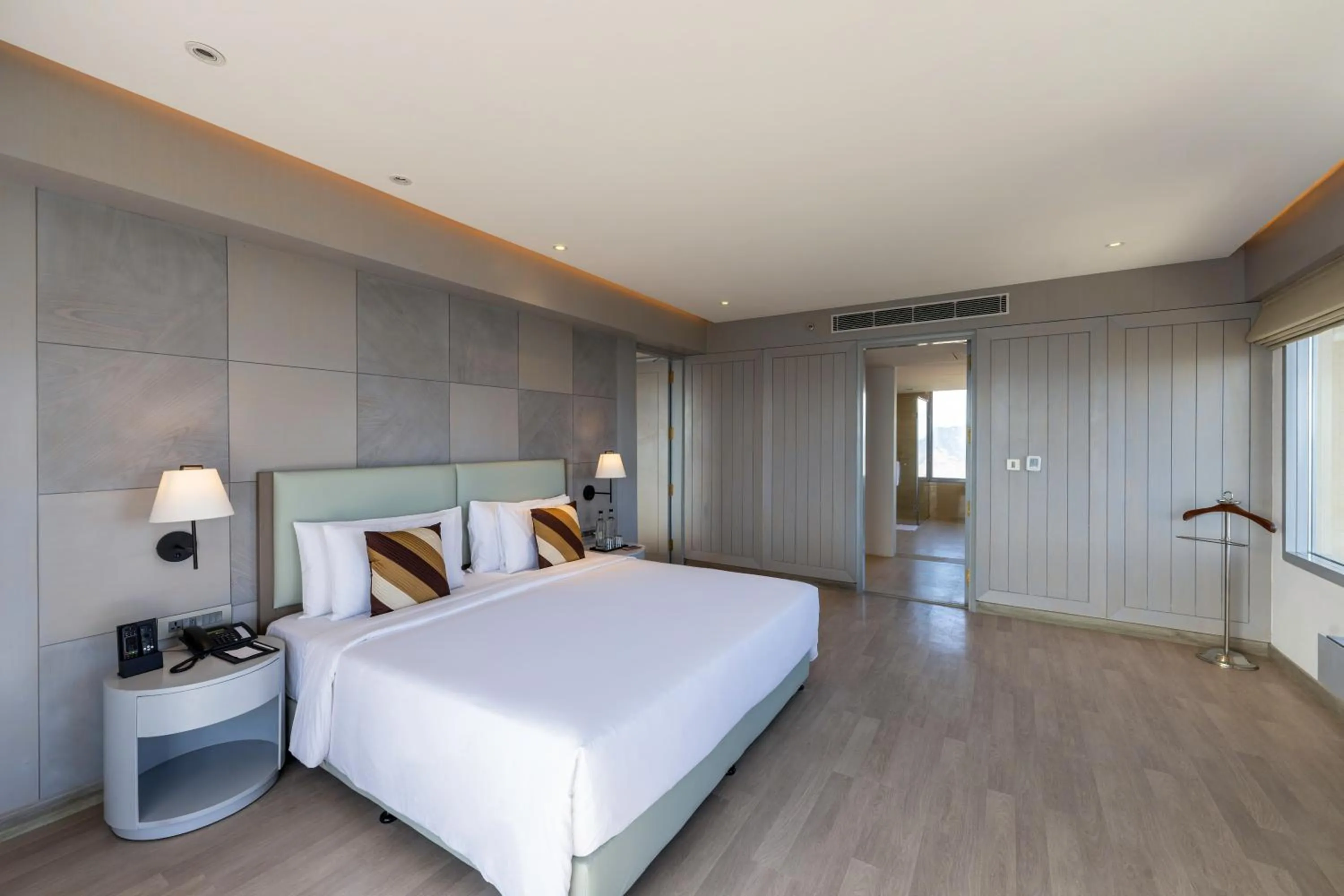 Bedroom, Bed in dusitD2 Fagu, Shimla