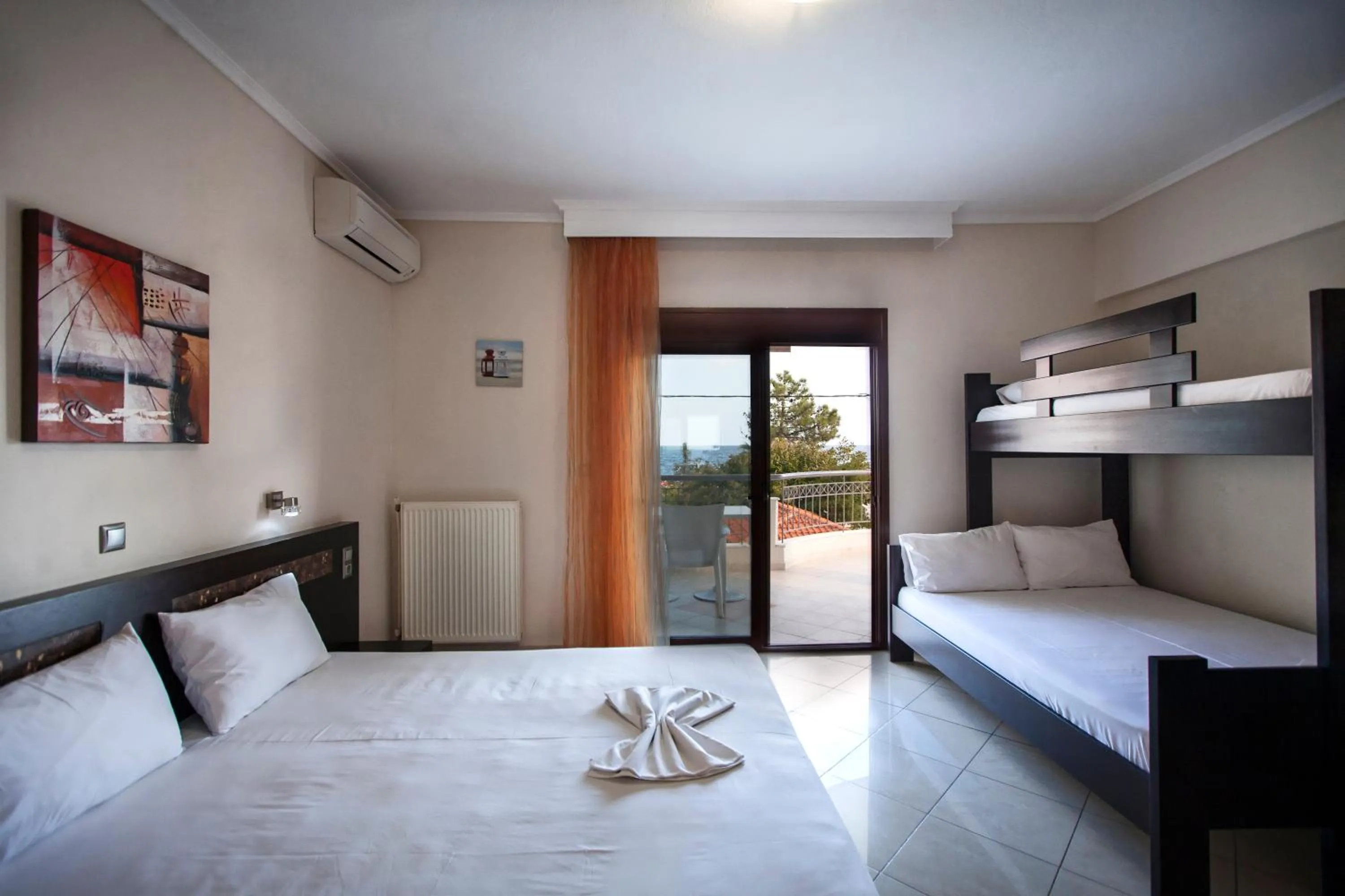 Bed in Villa Amalia Sun Beach