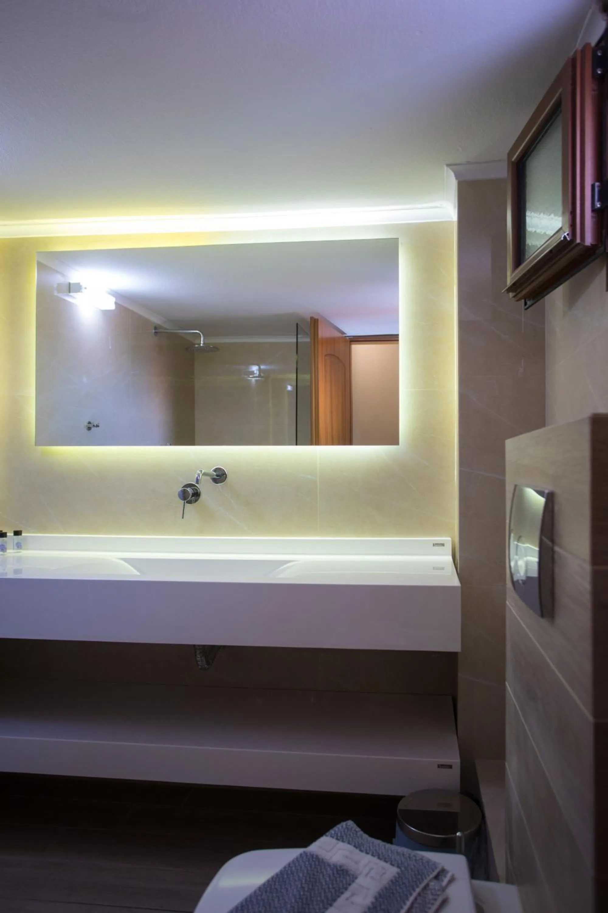 Bathroom in Villa Amalia Sun Beach