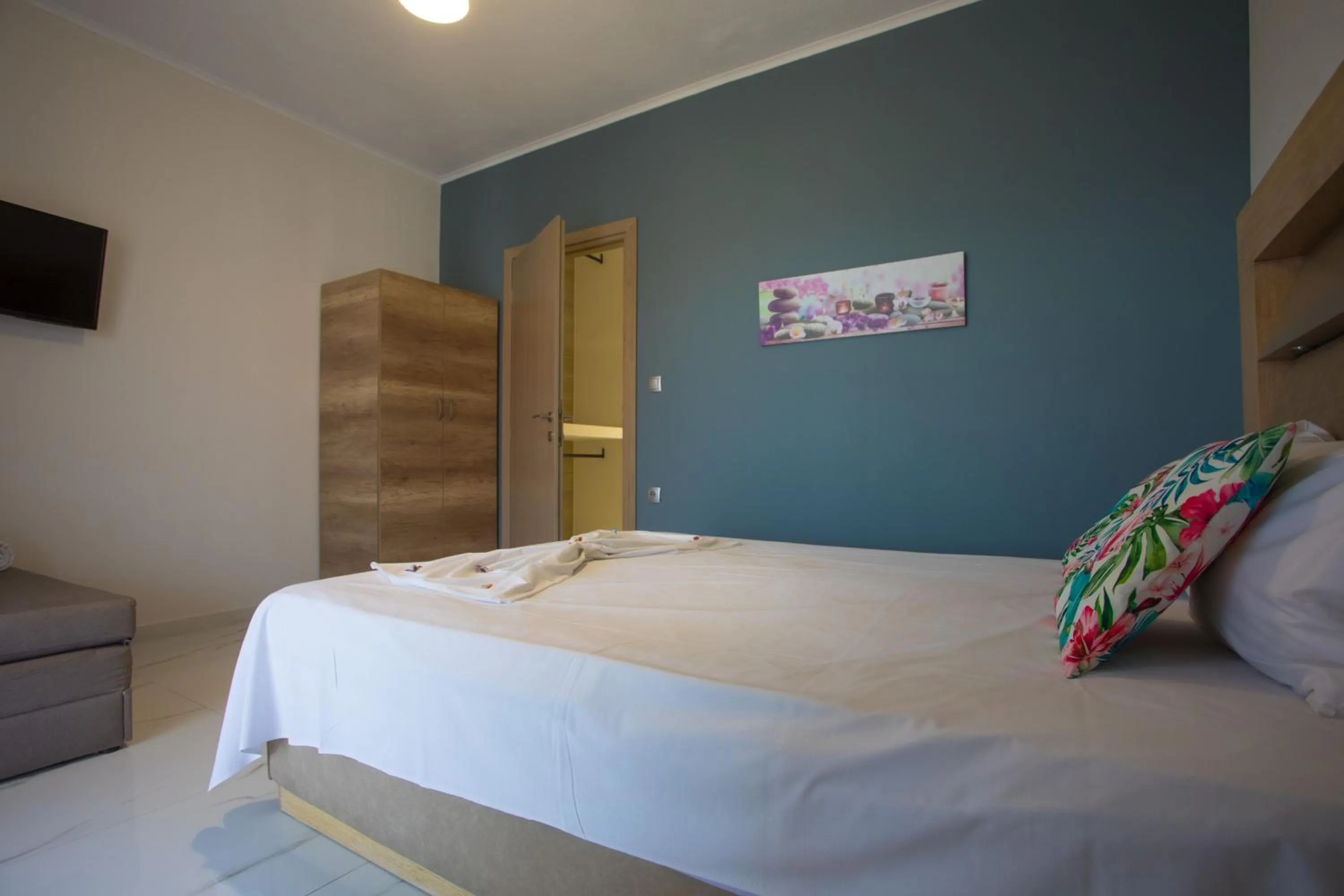 Bed in Villa Amalia Sun Beach