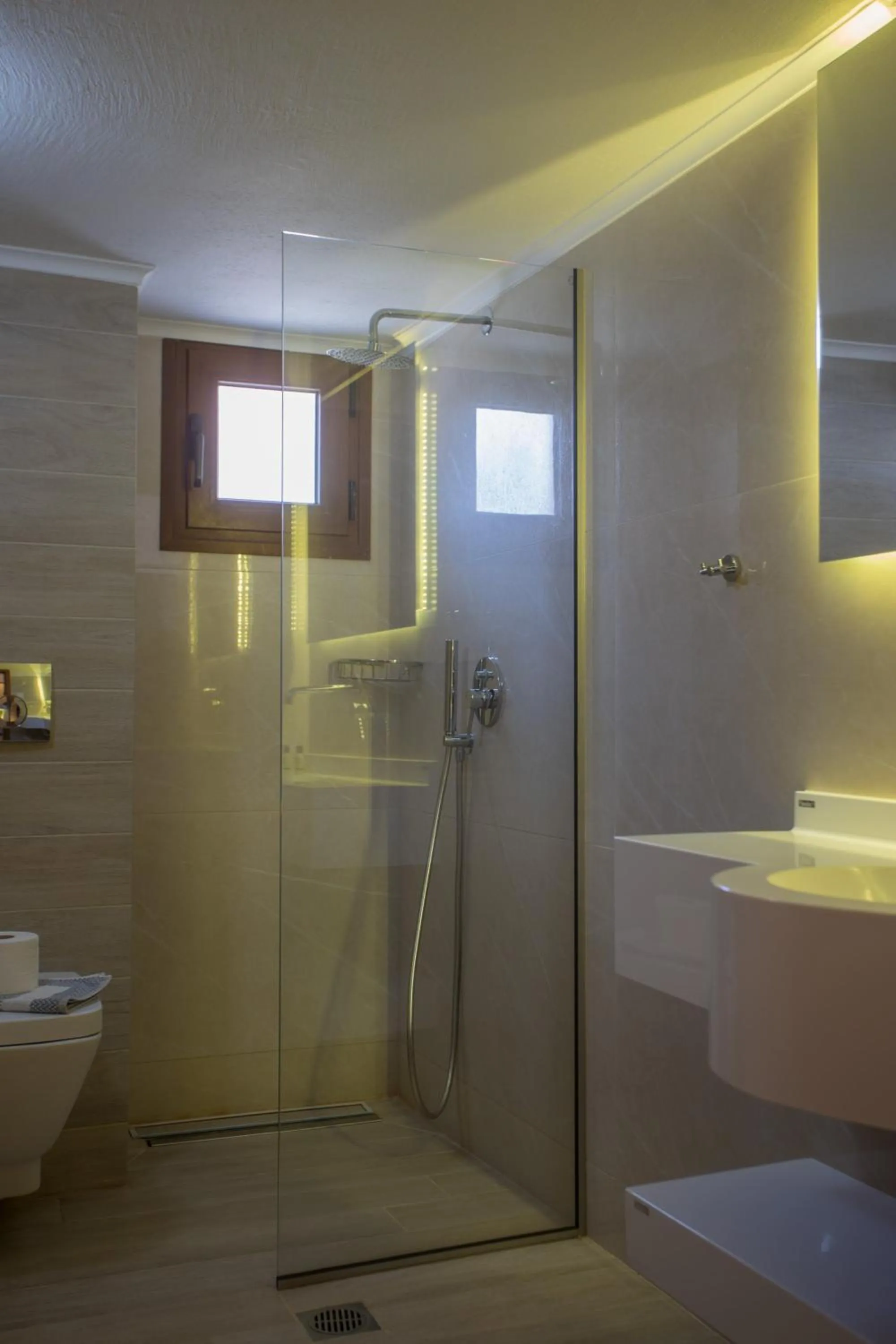 Shower in Villa Amalia Sun Beach