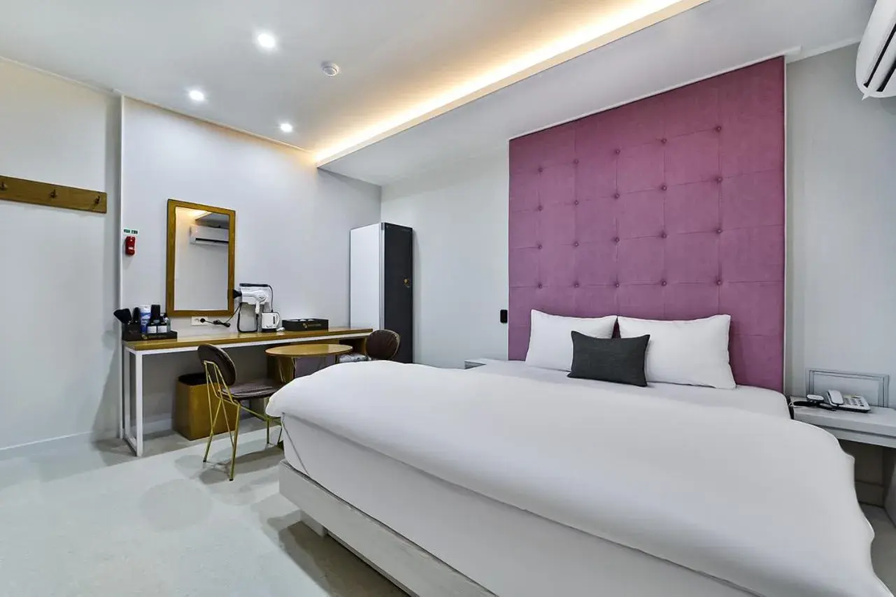 sweet hotel sweet hotel