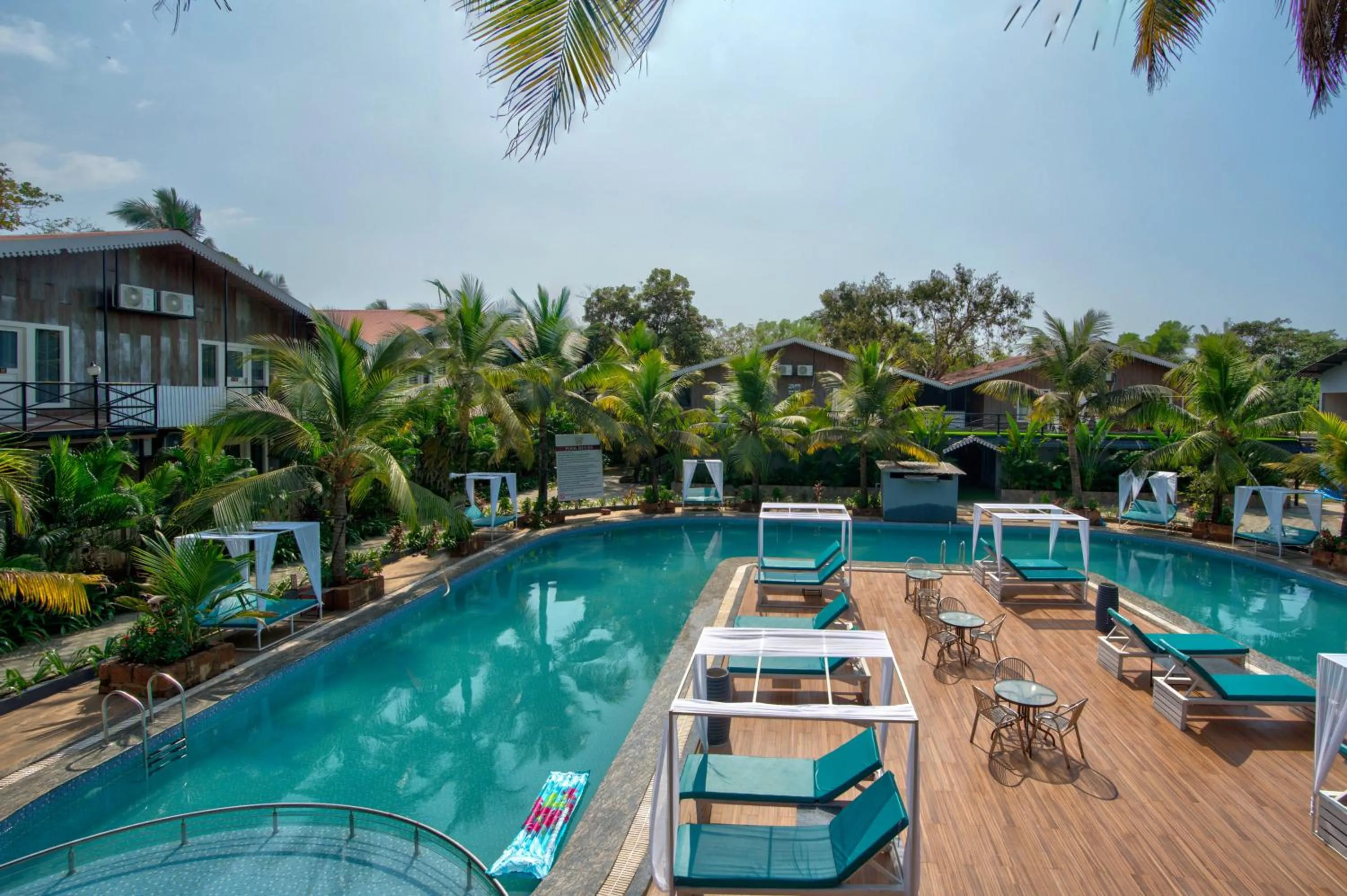 Pool view in Raya Resorts