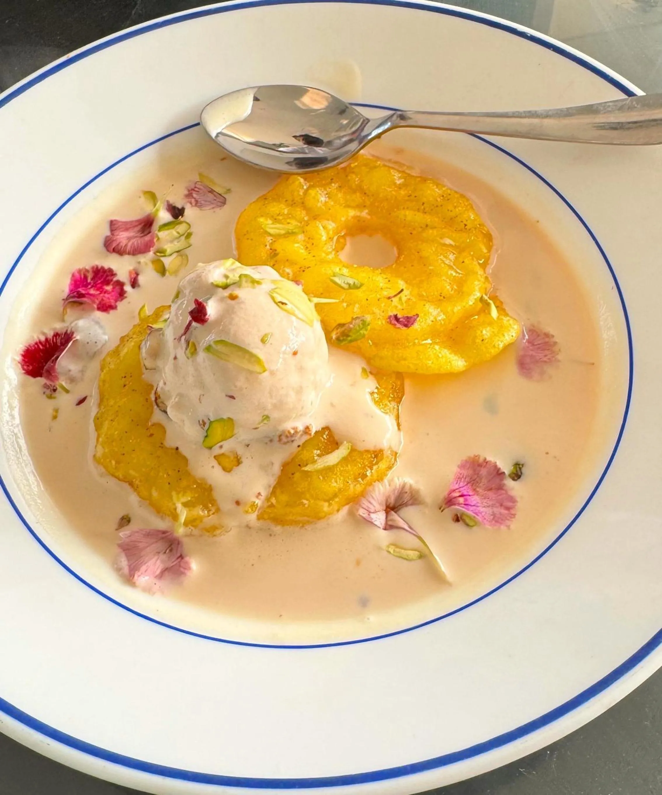 Food in Raya Resorts