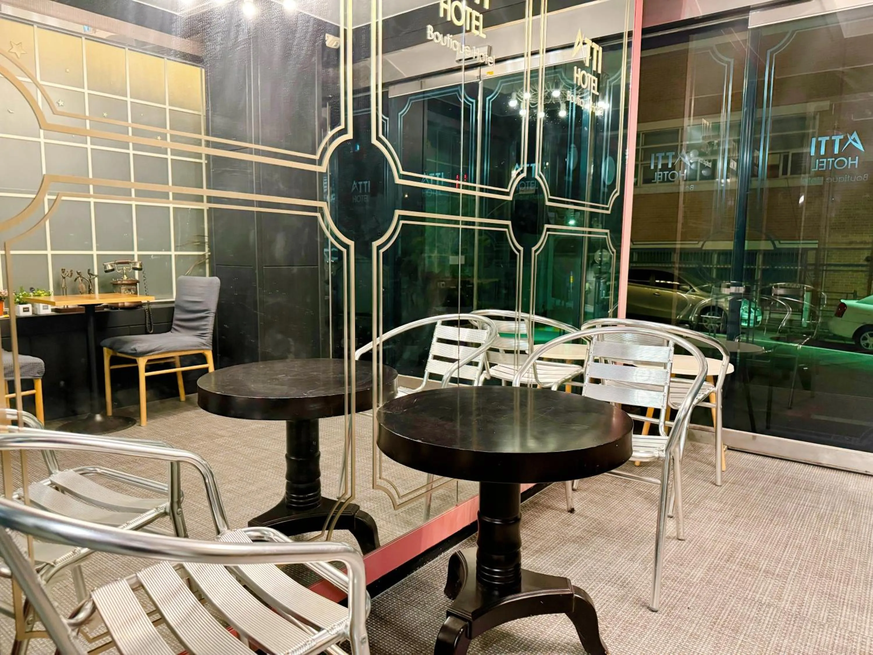 Seating area in Hotel Atti