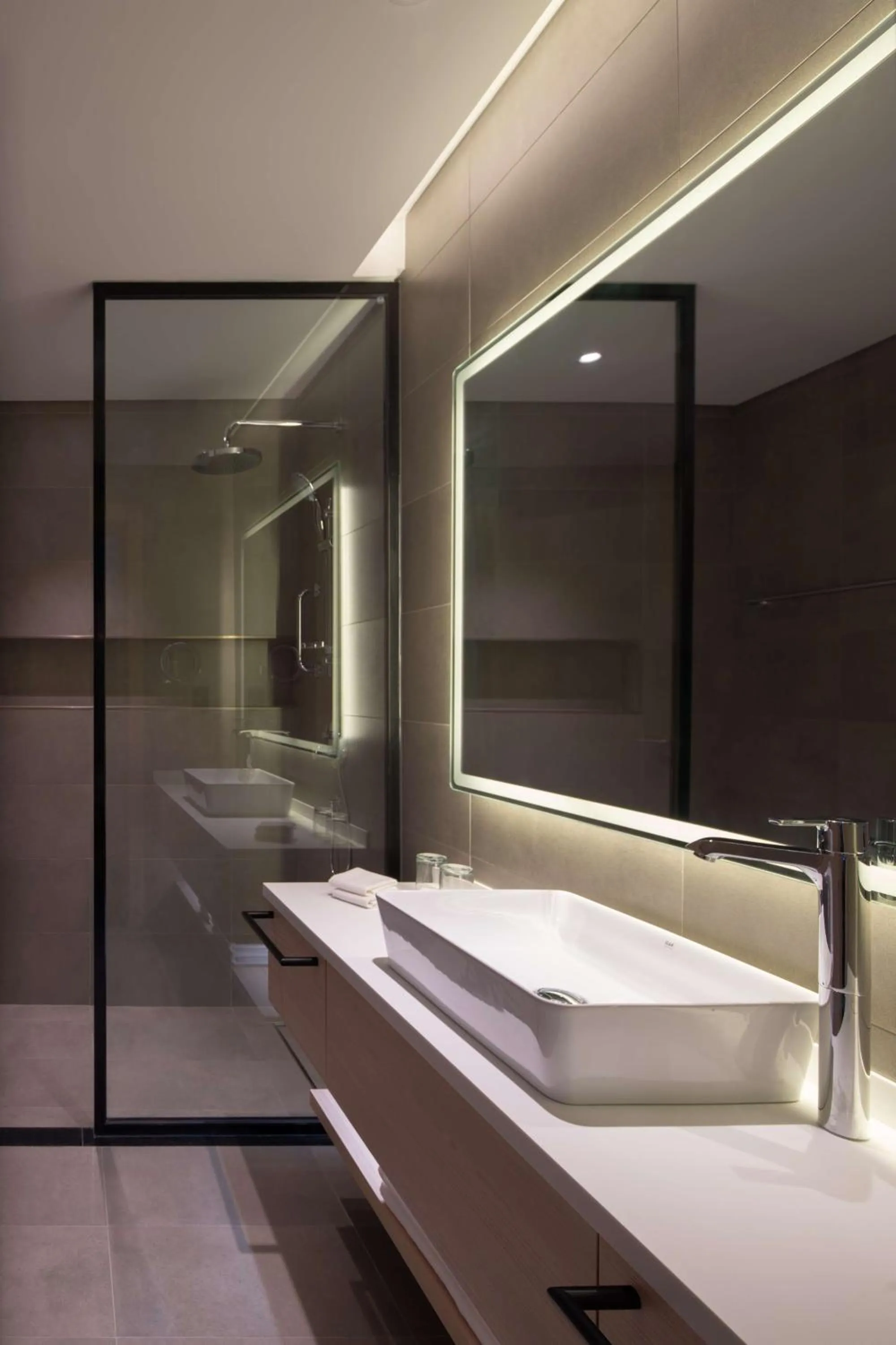 Bathroom in Park Inn by Radisson Hotel & Apartments Kuwait