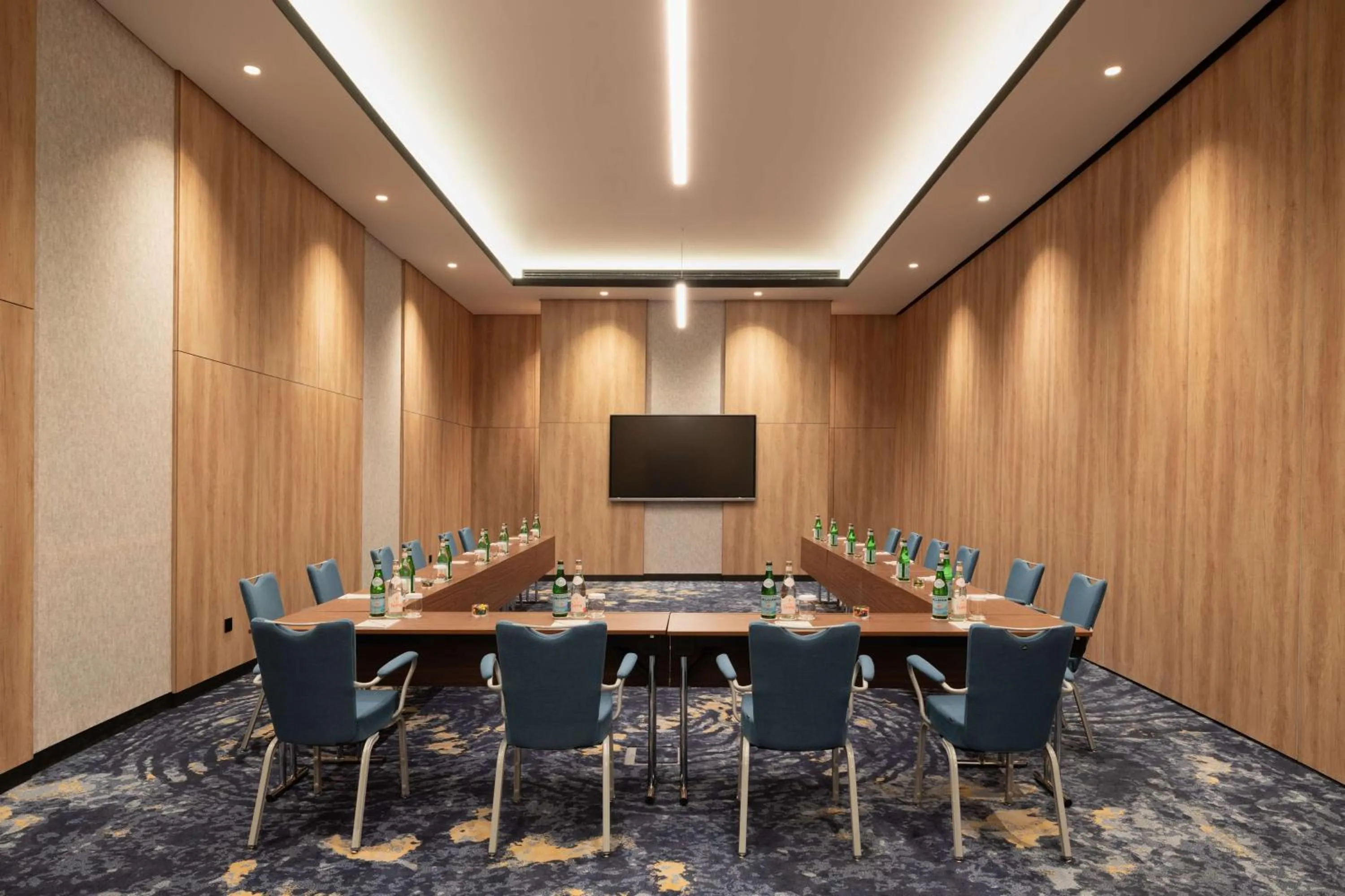 Meeting/conference room in Park Inn by Radisson Hotel & Apartments Kuwait