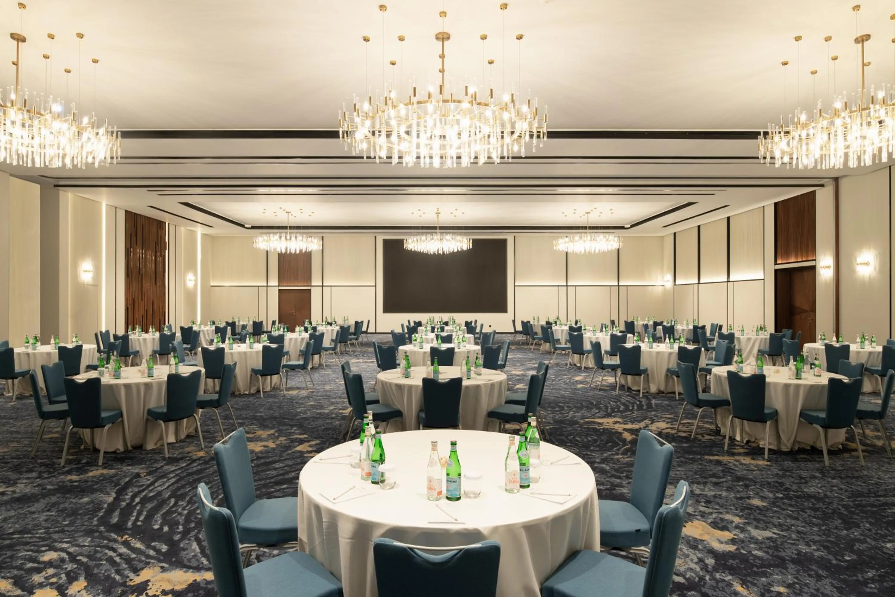 Meeting/conference room in Park Inn by Radisson Hotel & Apartments Kuwait