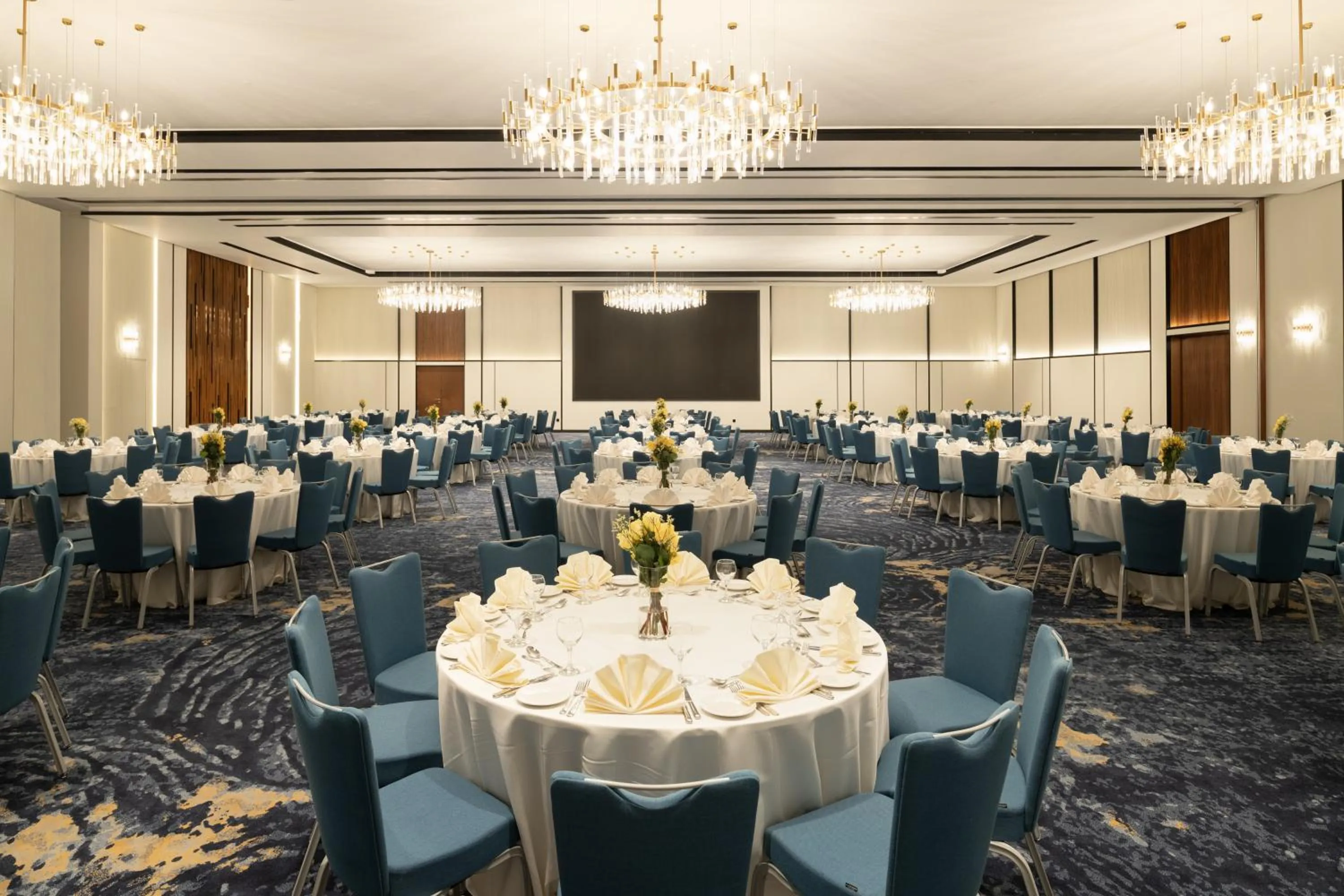 wedding in Park Inn by Radisson Hotel & Apartments Kuwait