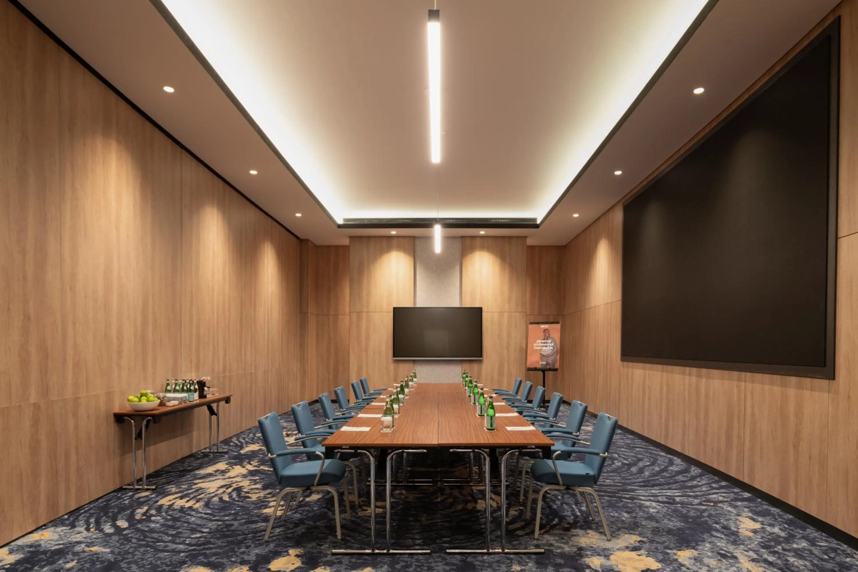 Meeting/conference room in Park Inn by Radisson Hotel & Apartments Kuwait