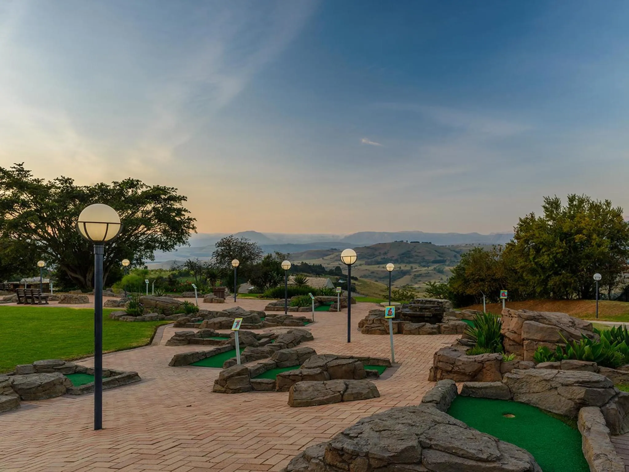 Sports in Cayley Mountain Resort