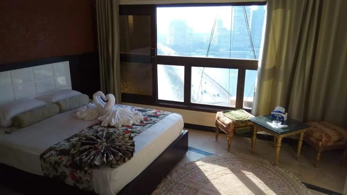Bedroom, Bed in Nile sky hotel and suites