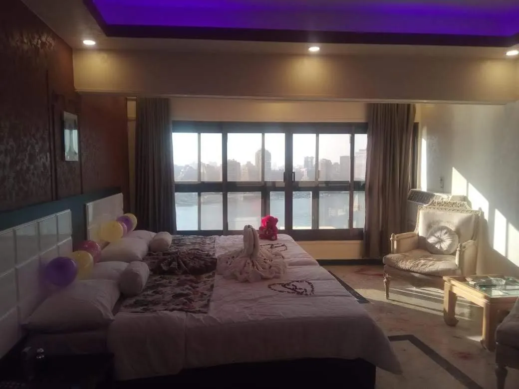 Bedroom, Bed in Nile sky hotel and suites