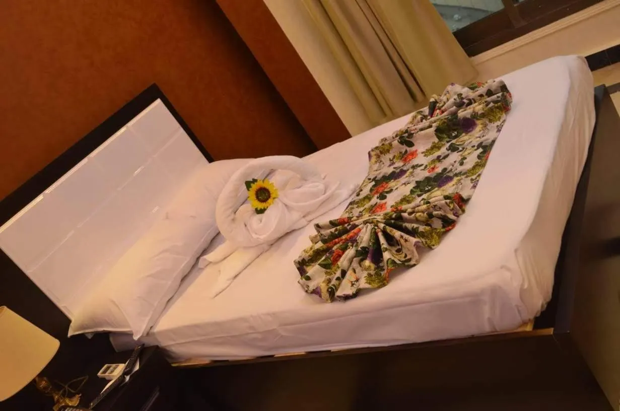 Bedroom, Bed in Nile sky hotel and suites