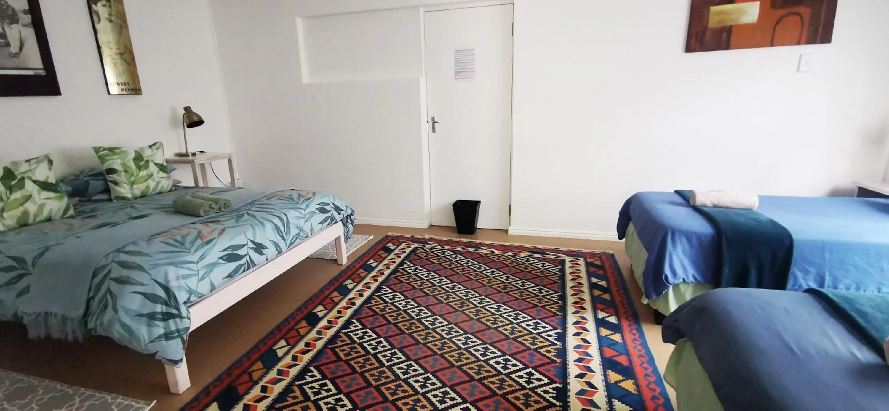 Bedroom, Bed in Hermanus Backpackers & Budget Accommodation