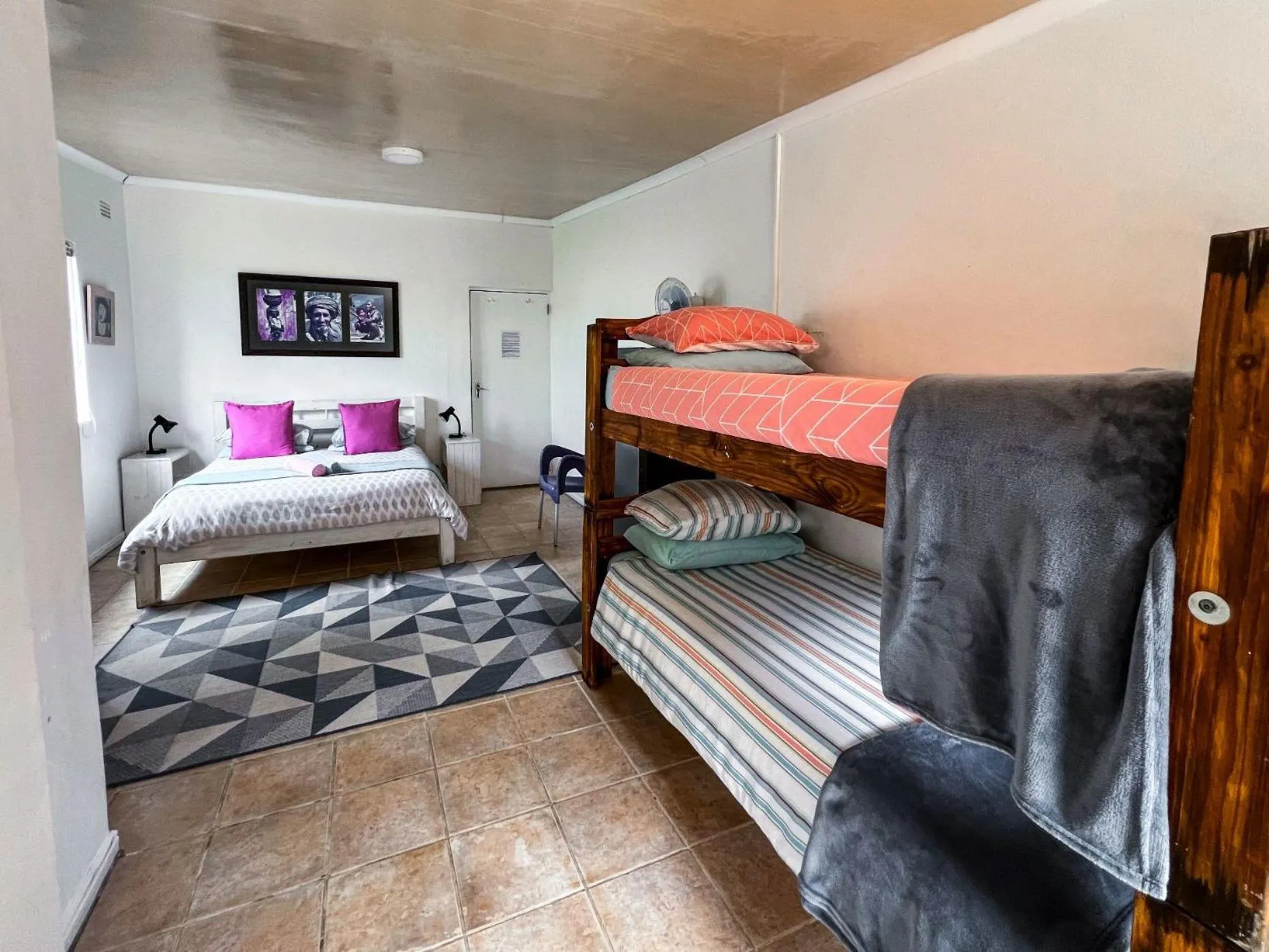 Bedroom, Bed in Hermanus Backpackers & Budget Accommodation