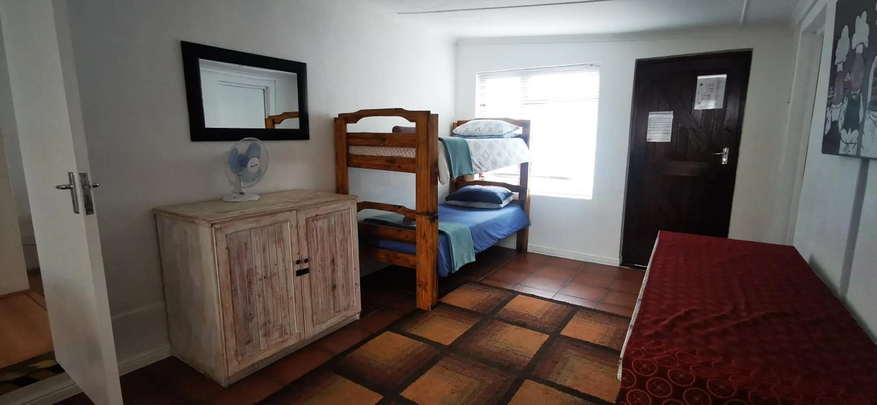 Bedroom, Bed in Hermanus Backpackers & Budget Accommodation