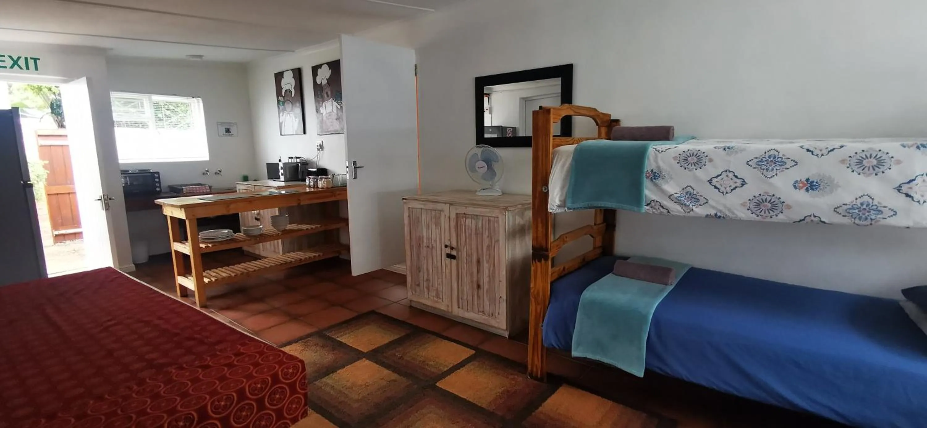 bunk bed in Hermanus Backpackers & Budget Accommodation
